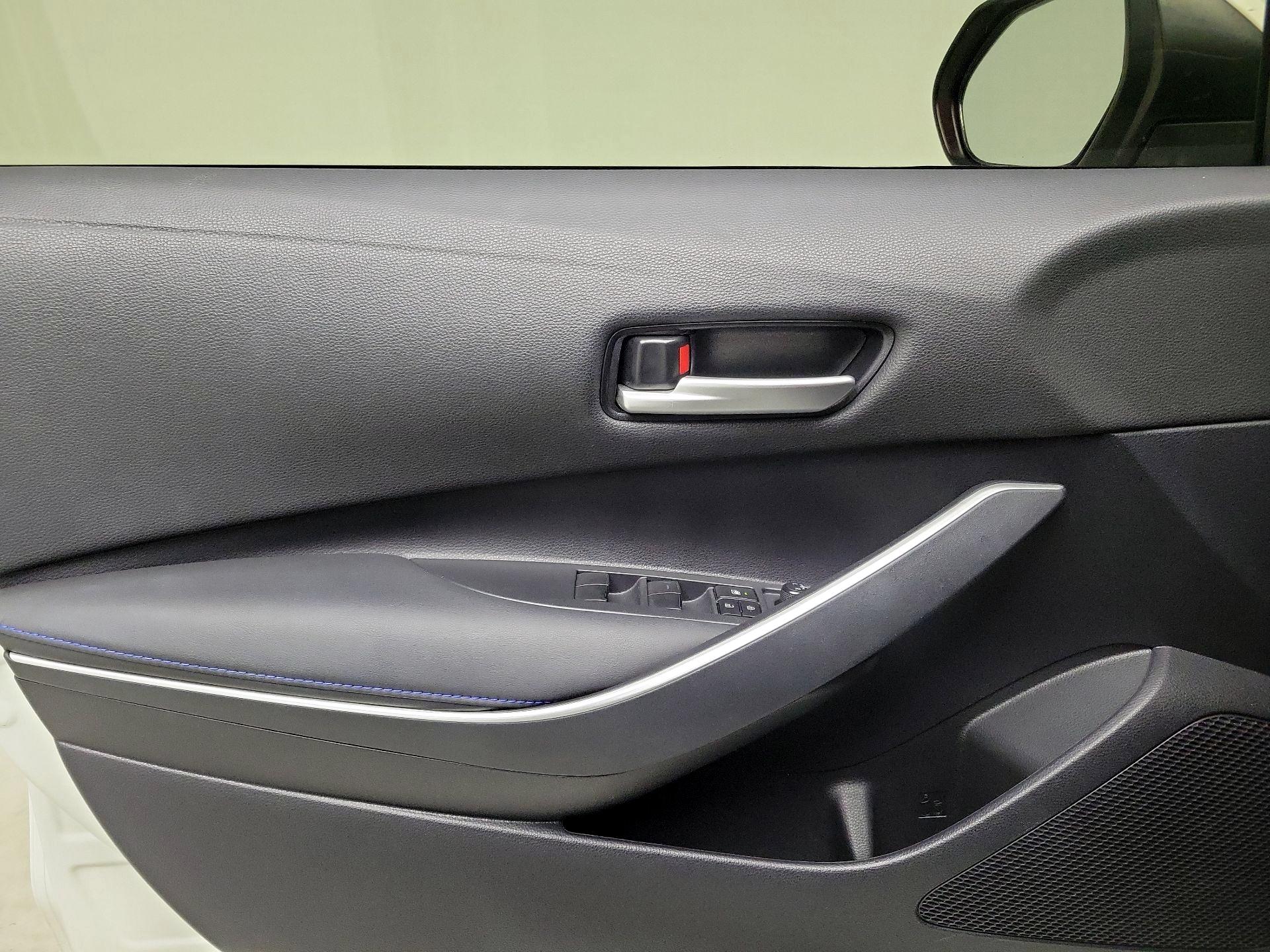 Thumbnail: 2021 Toyota Corolla - 12