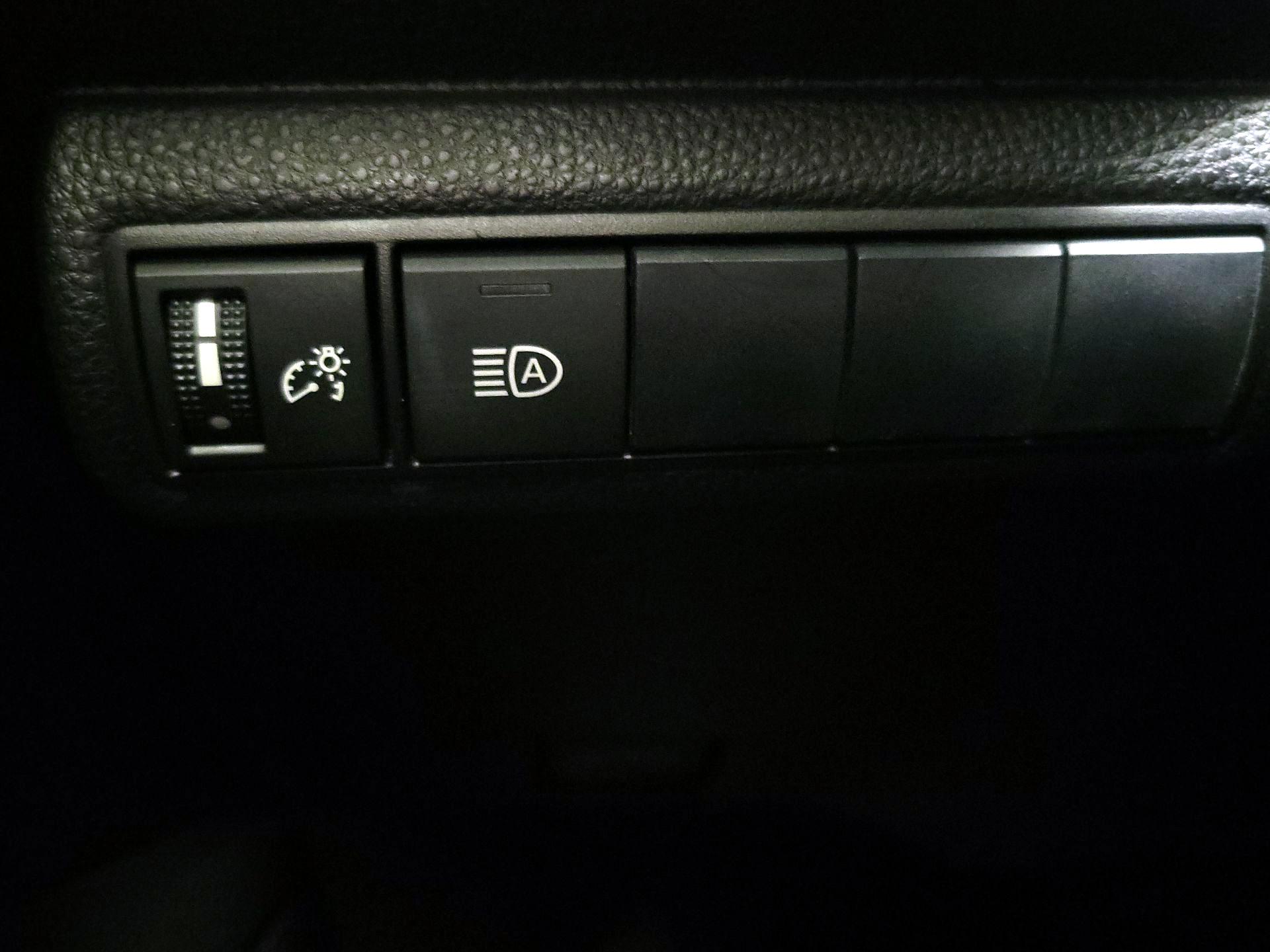 Thumbnail: 2021 Toyota Corolla - 13