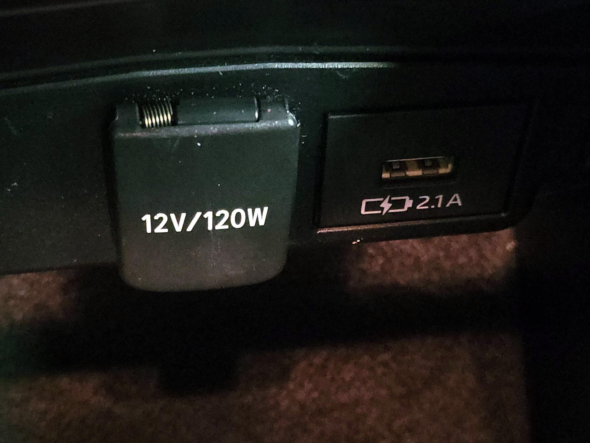 Thumbnail: 2021 Toyota Corolla - 18