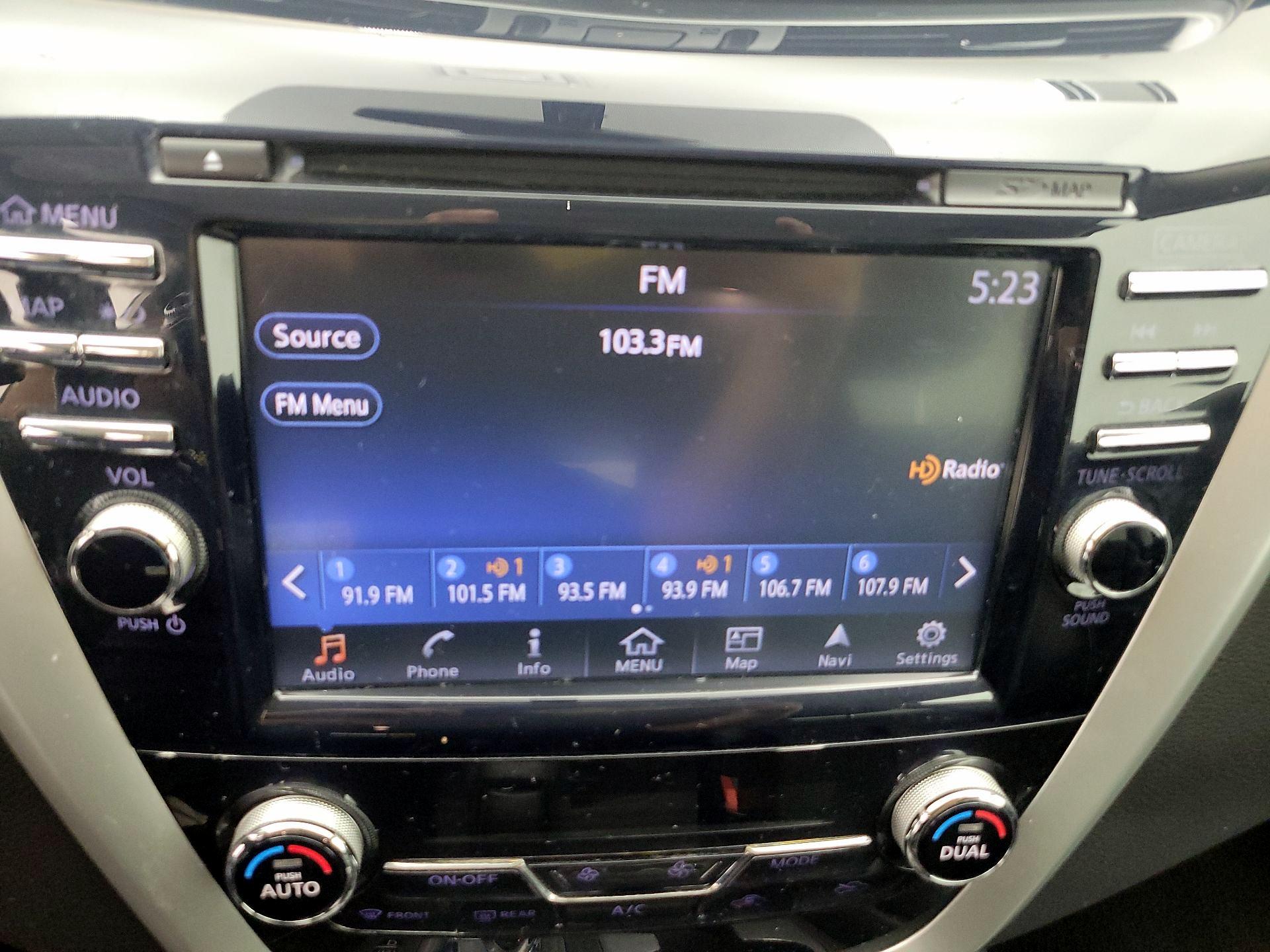 Thumbnail: 2017 Nissan Murano - 16