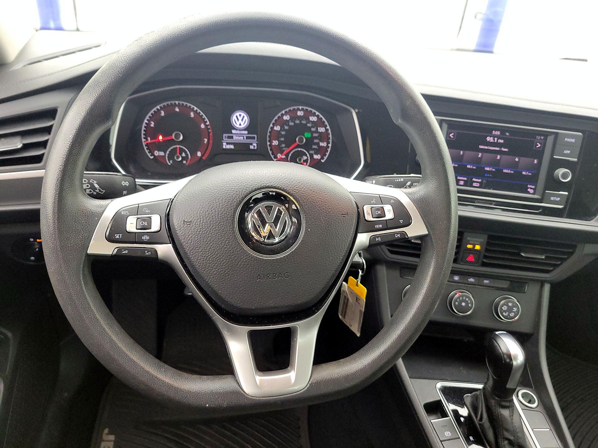 Thumbnail: 2019 Volkswagen Jetta - 10