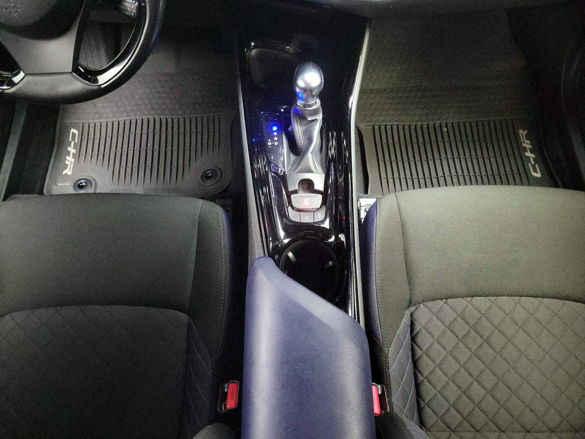 Thumbnail: 2020 Toyota C-HR - 17