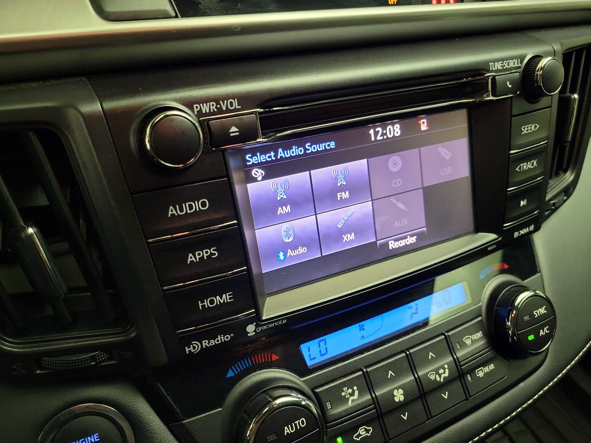 Thumbnail: 2018 Toyota RAV4 - 16