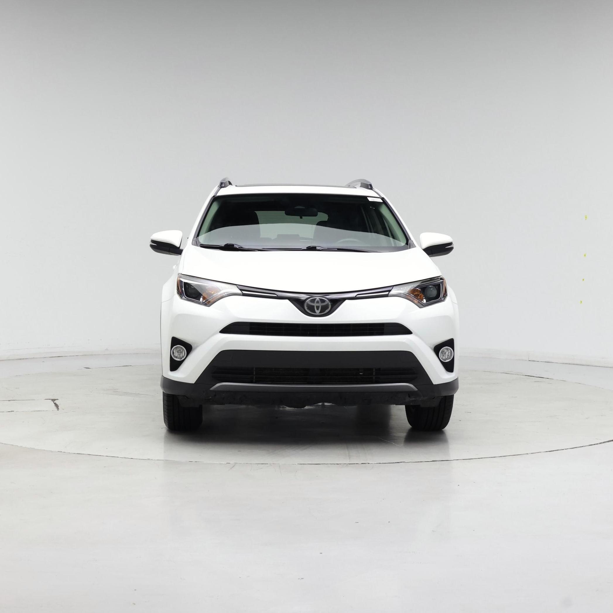Thumbnail: 2018 Toyota RAV4 - 5