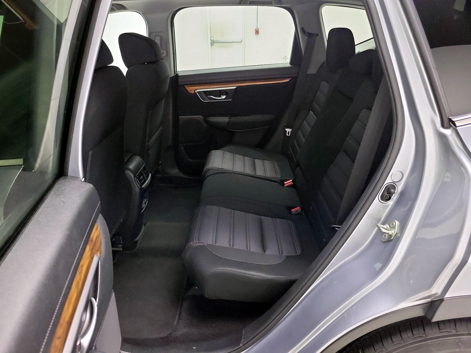 Thumbnail: 2019 Honda CR-V - 20