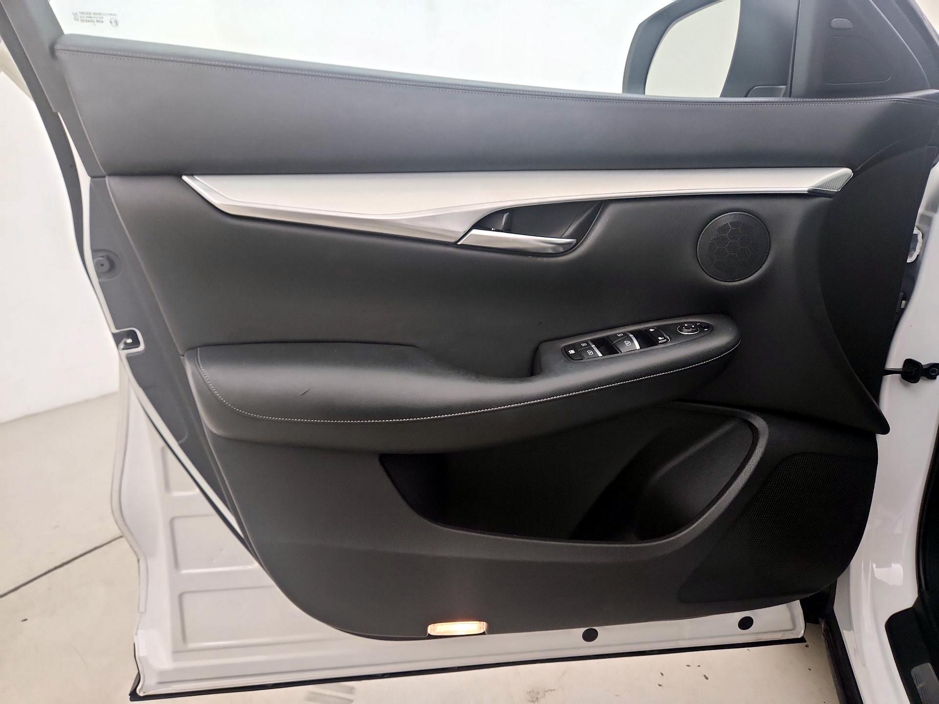 Thumbnail: 2020 INFINITI QX50 - 12