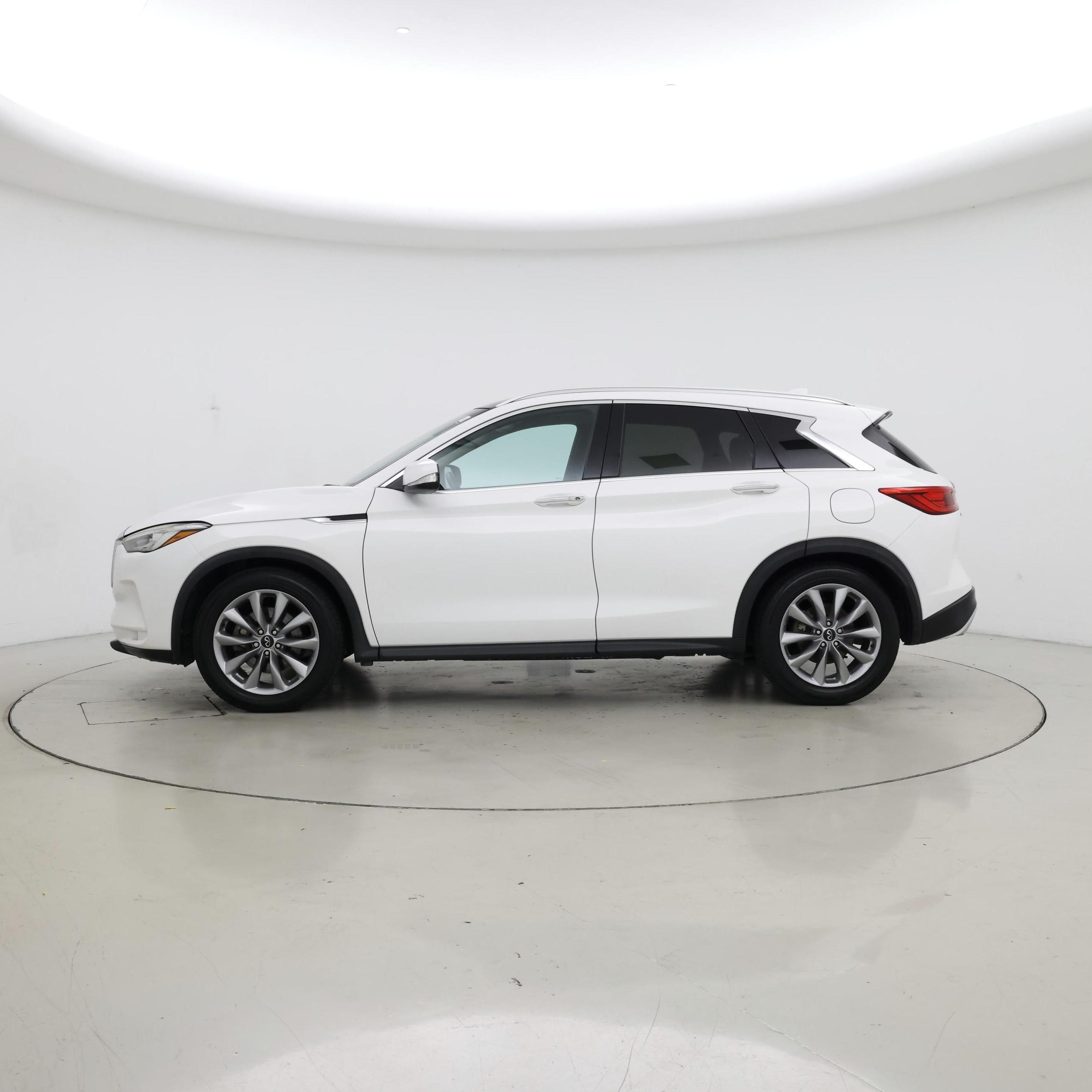 Thumbnail: 2020 INFINITI QX50 - 3