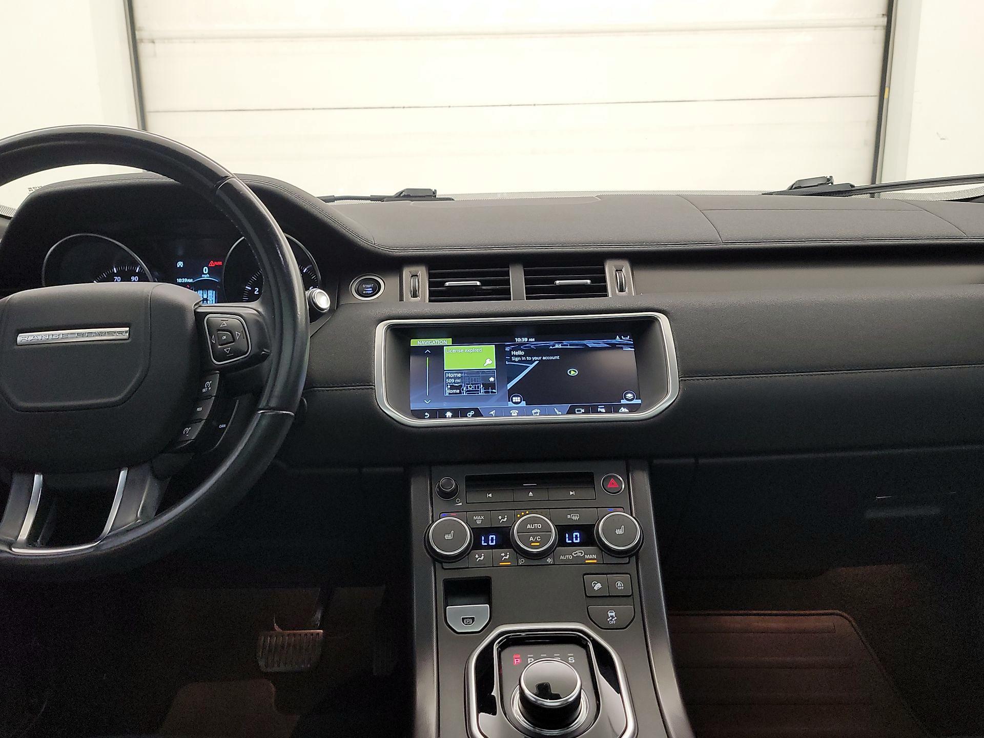 Thumbnail: 2018 Land Rover Range Rover Evoque - 9