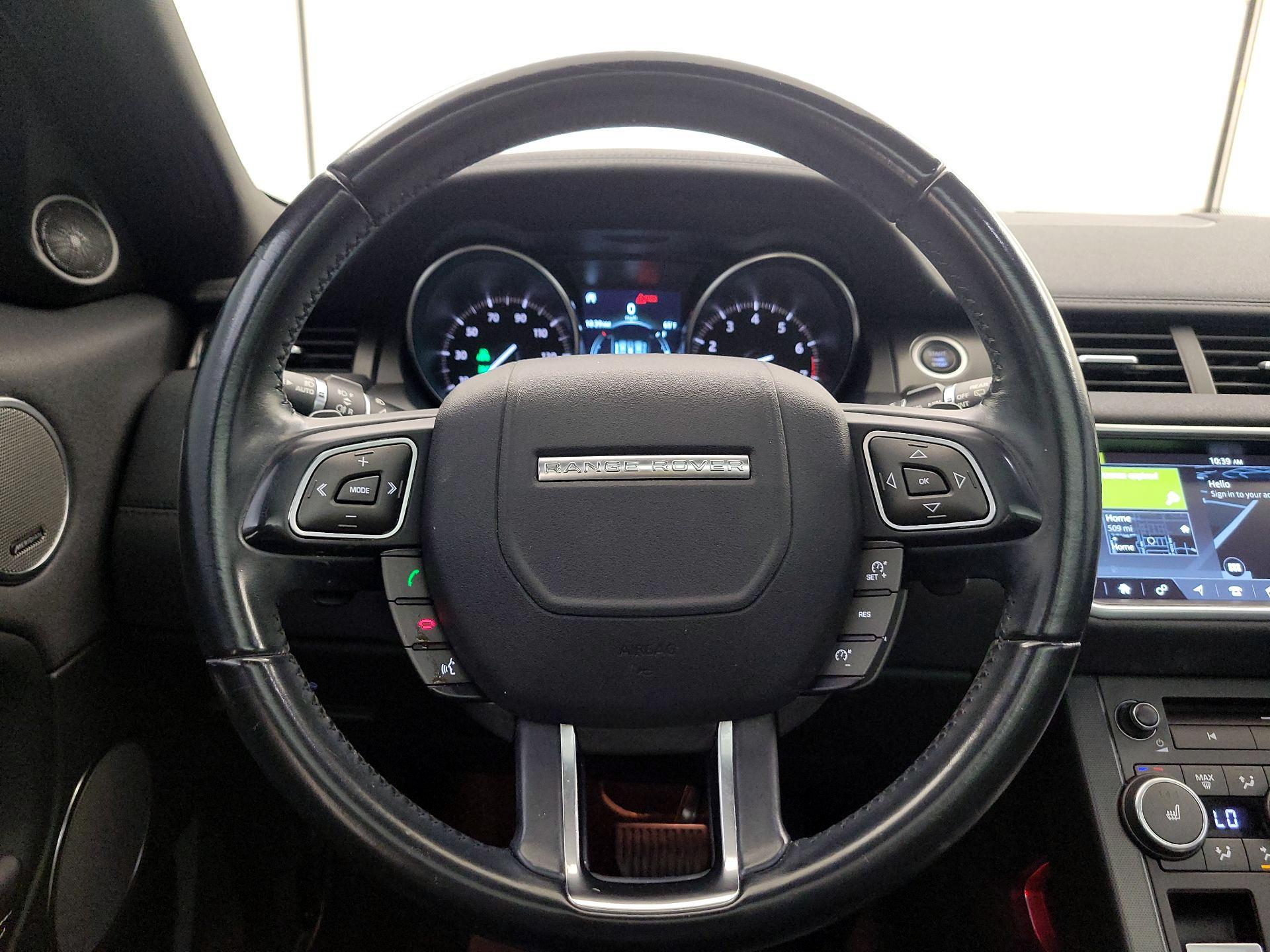 Thumbnail: 2018 Land Rover Range Rover Evoque - 10