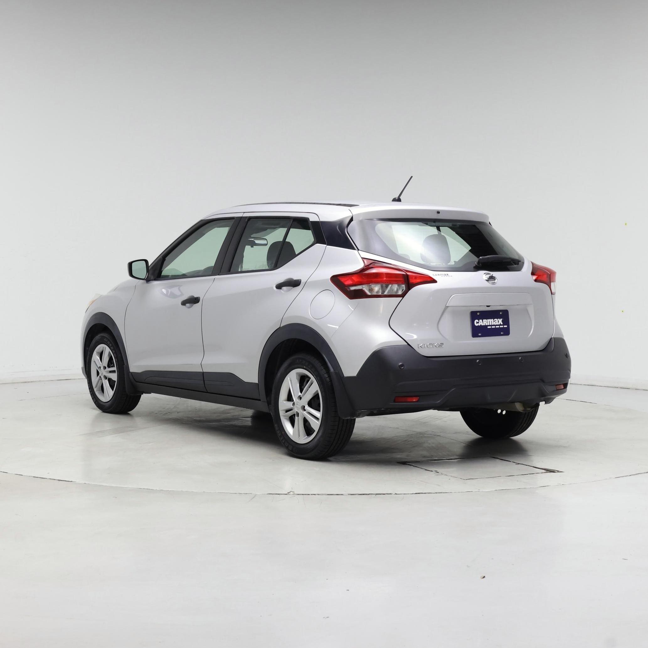 Thumbnail: 2020 Nissan Kicks - 2