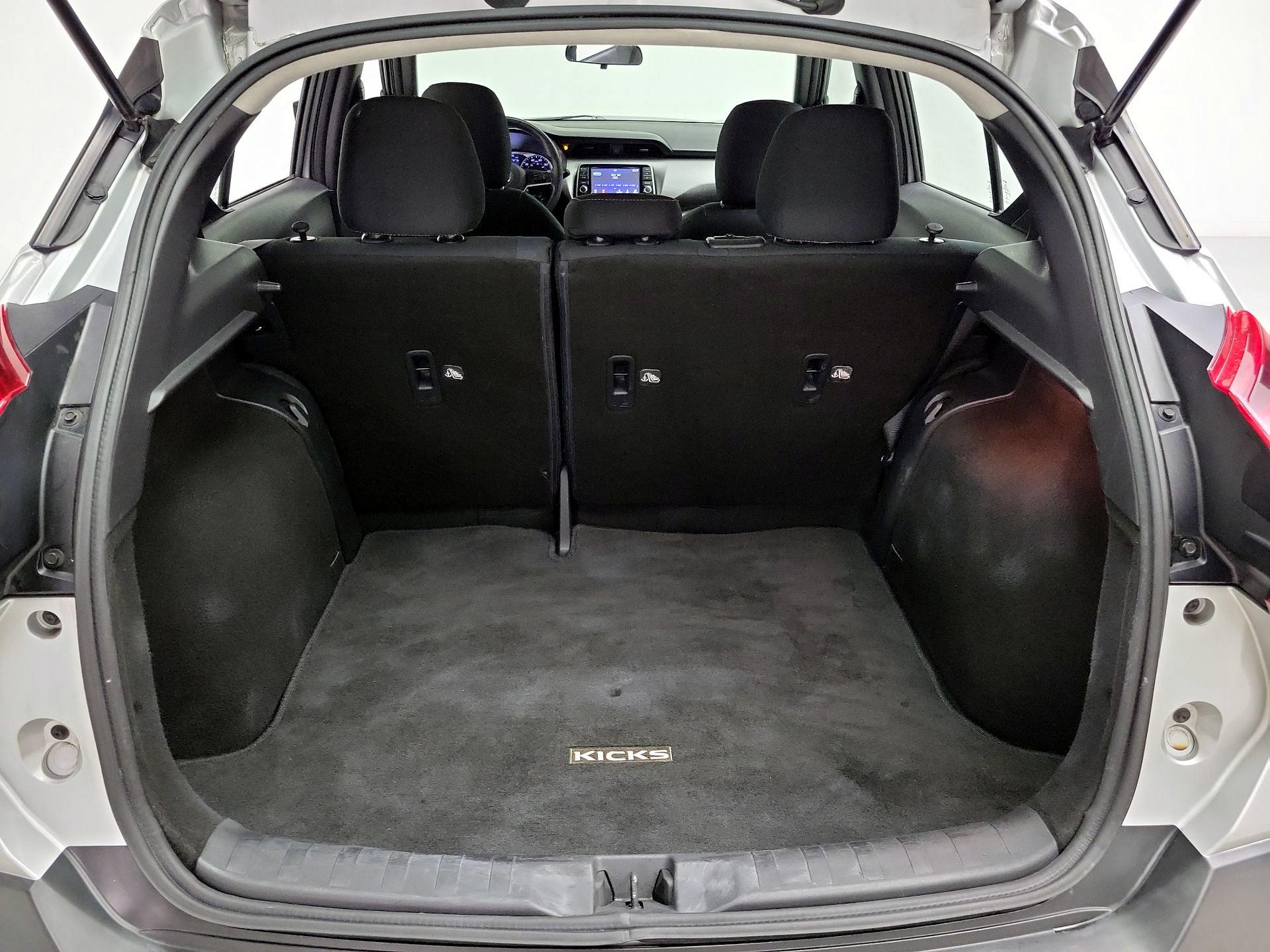 Thumbnail: 2020 Nissan Kicks - 20