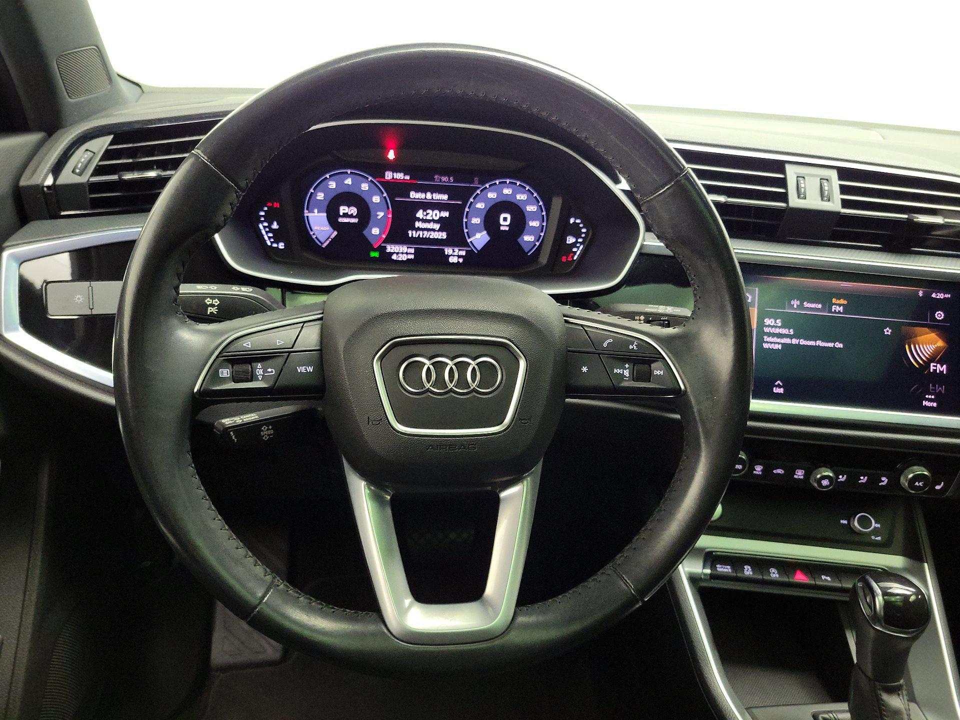 Thumbnail: 2020 Audi Q3 - 10