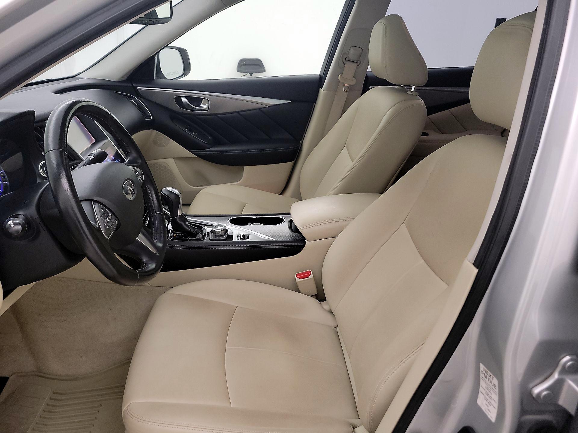 Thumbnail: 2015 INFINITI Q50 - 11