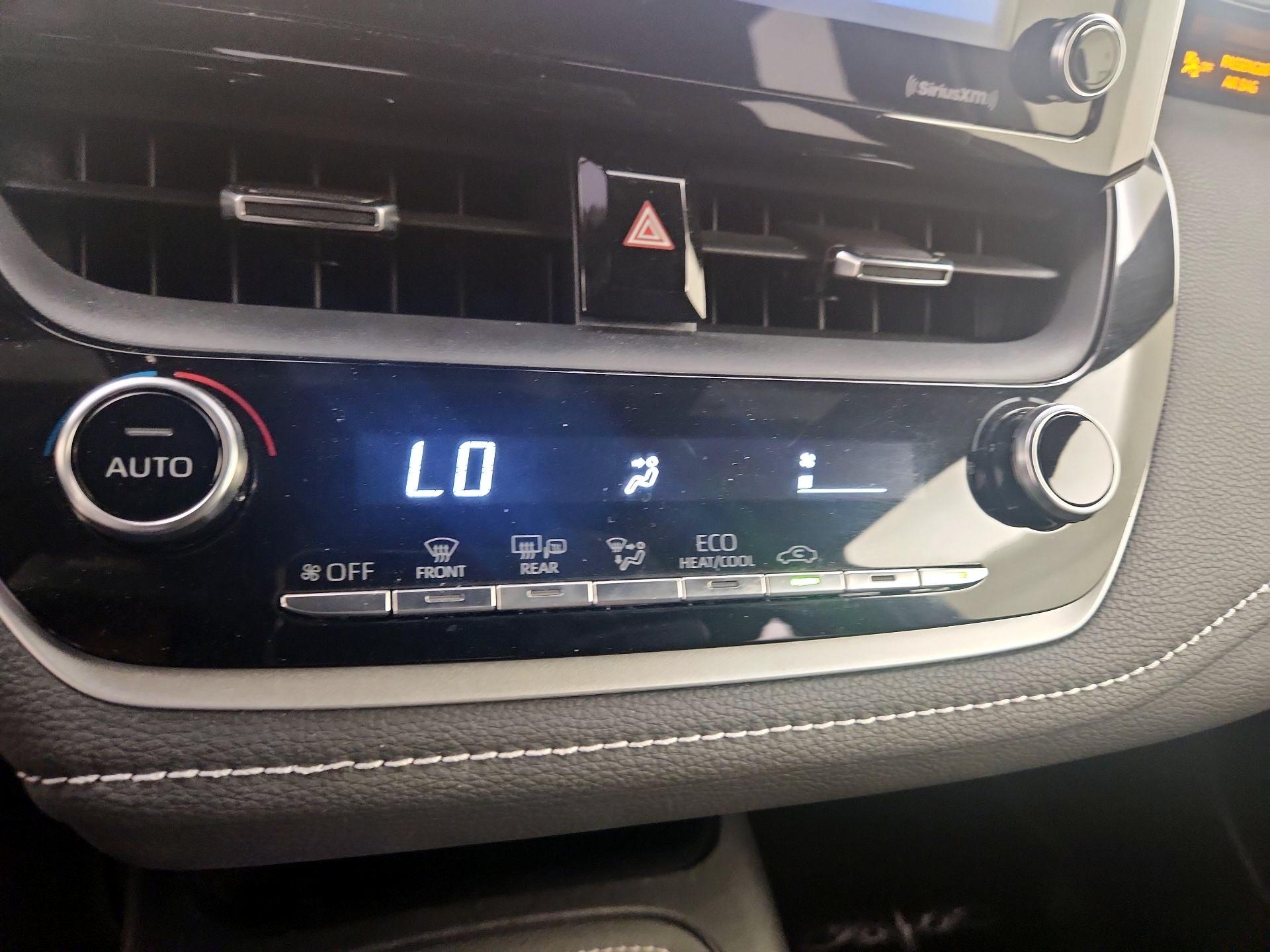 Thumbnail: 2021 Toyota Corolla - 16