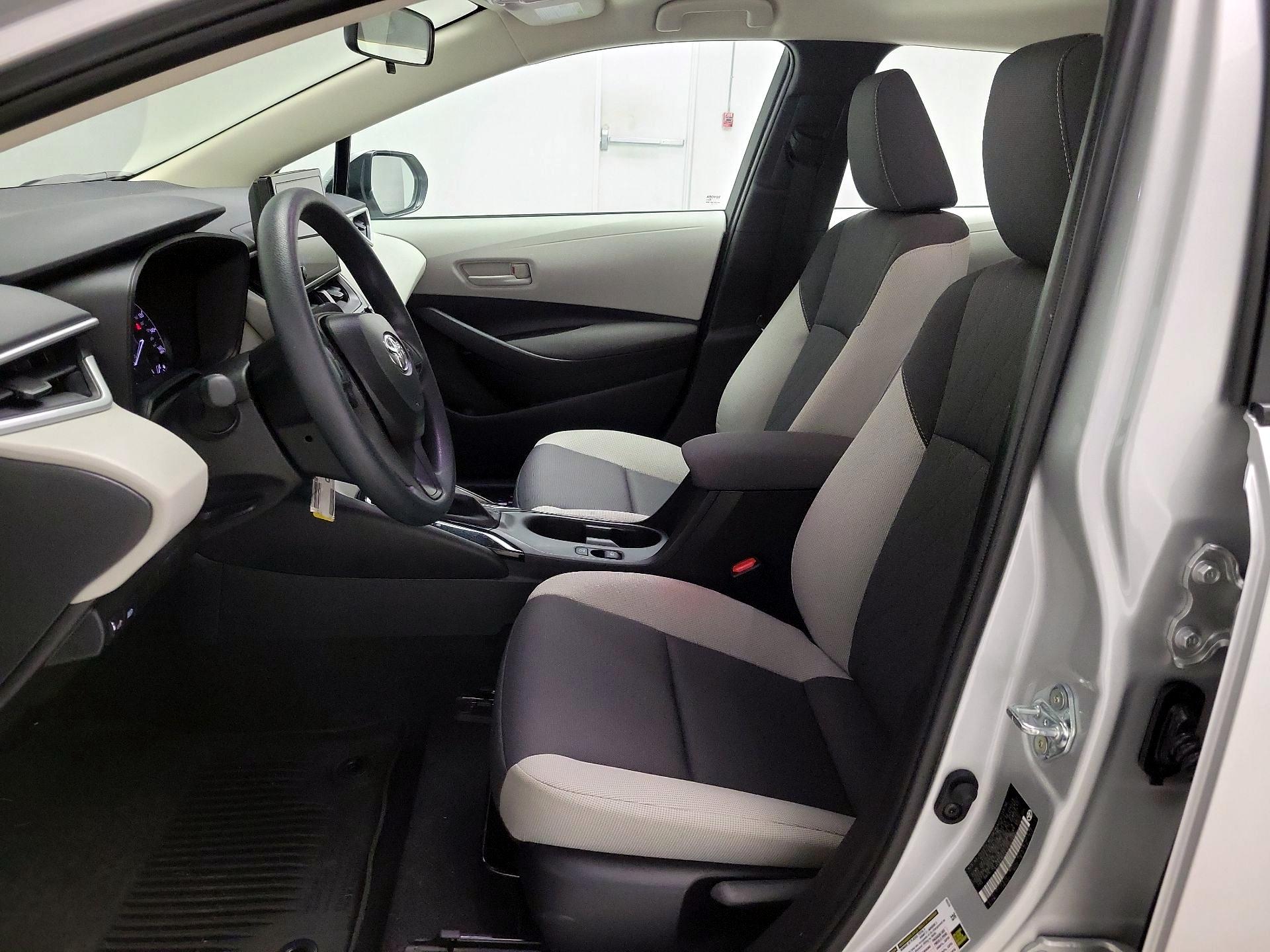 Thumbnail: 2025 Toyota Corolla - 11