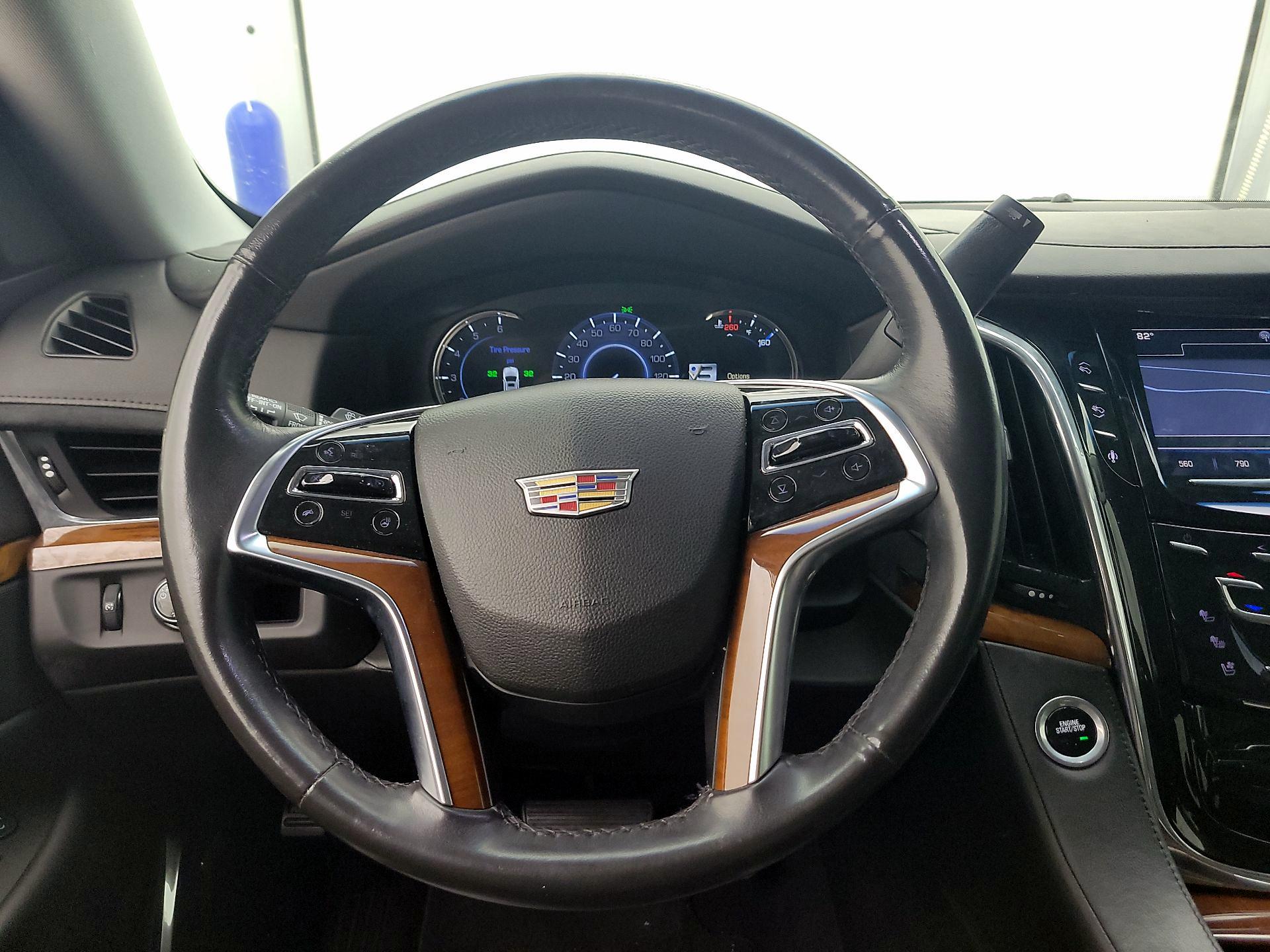 Thumbnail: 2016 Cadillac Escalade - 10