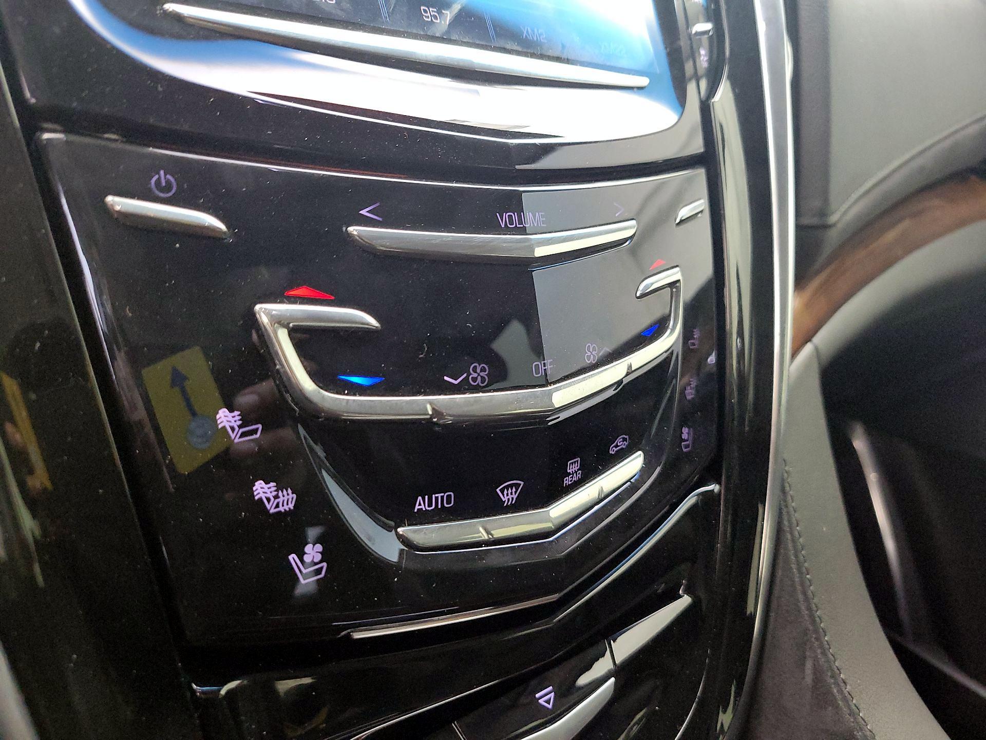 Thumbnail: 2016 Cadillac Escalade - 17