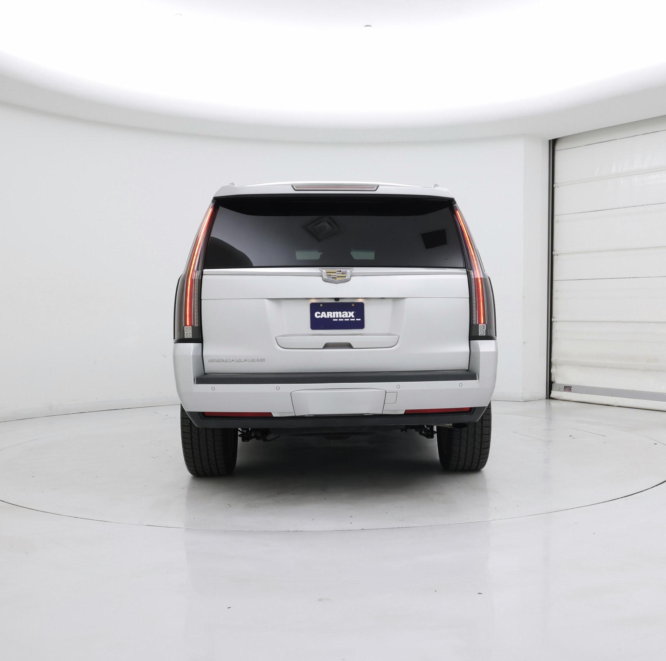 Thumbnail: 2016 Cadillac Escalade - 6