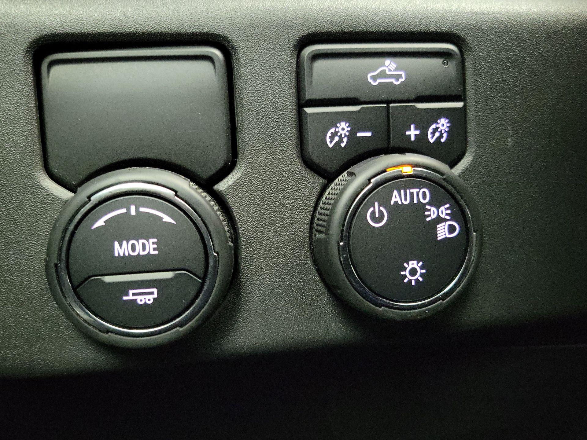 Thumbnail: 2024 Chevrolet Silverado 1500 - 13