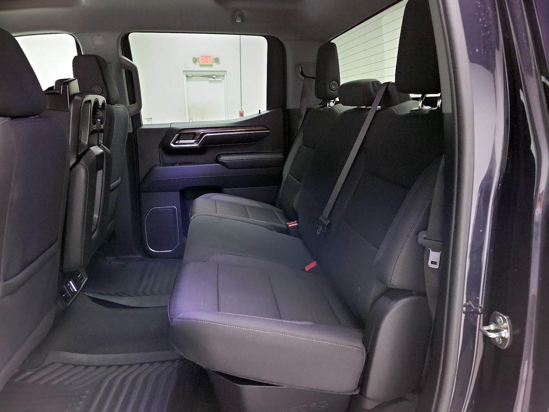 Thumbnail: 2024 Chevrolet Silverado 1500 - 20