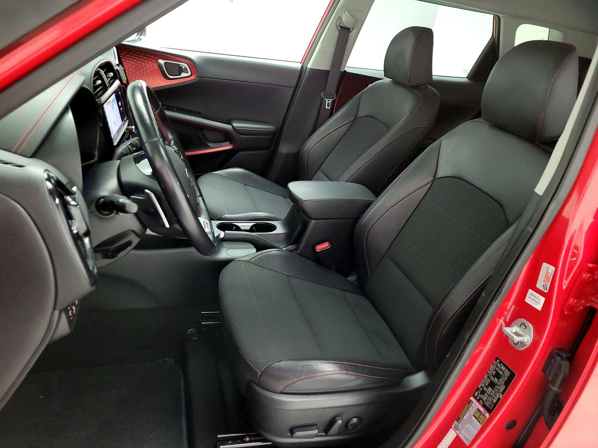 Thumbnail: 2020 Kia Soul - 11