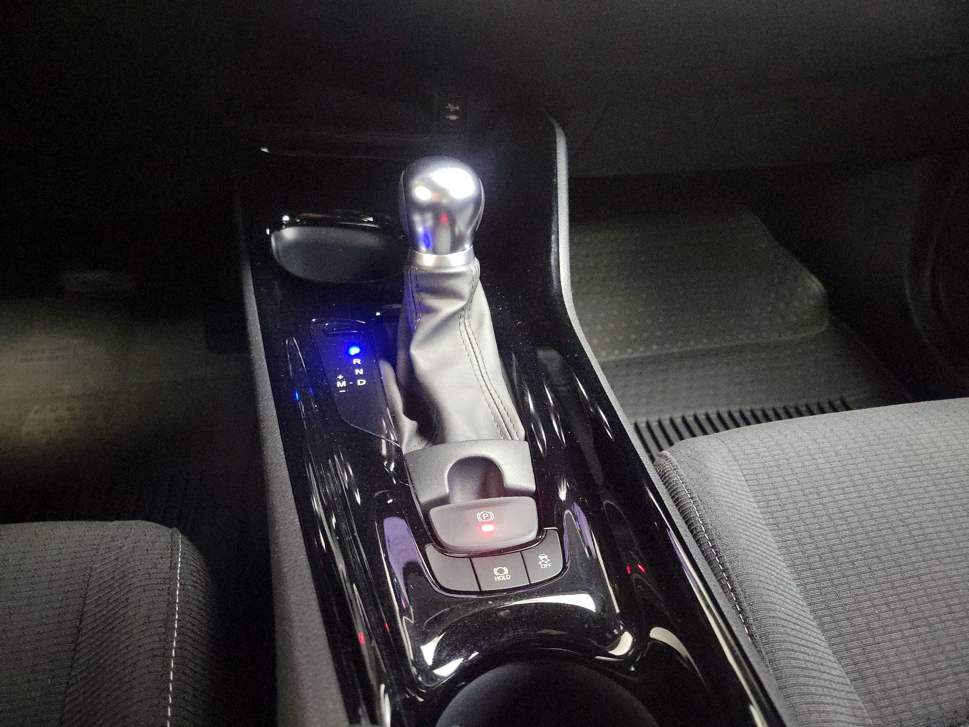 Thumbnail: 2019 Toyota C-HR - 17