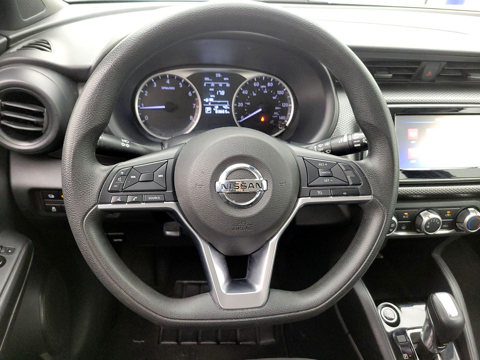 Thumbnail: 2020 Nissan Kicks - 10