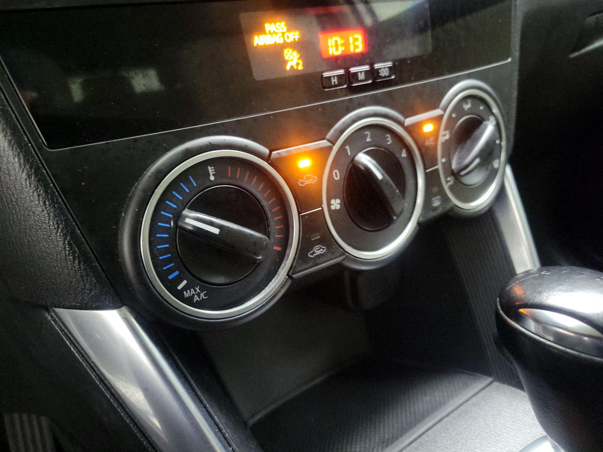 Thumbnail: 2015 Mazda CX-5 - 16