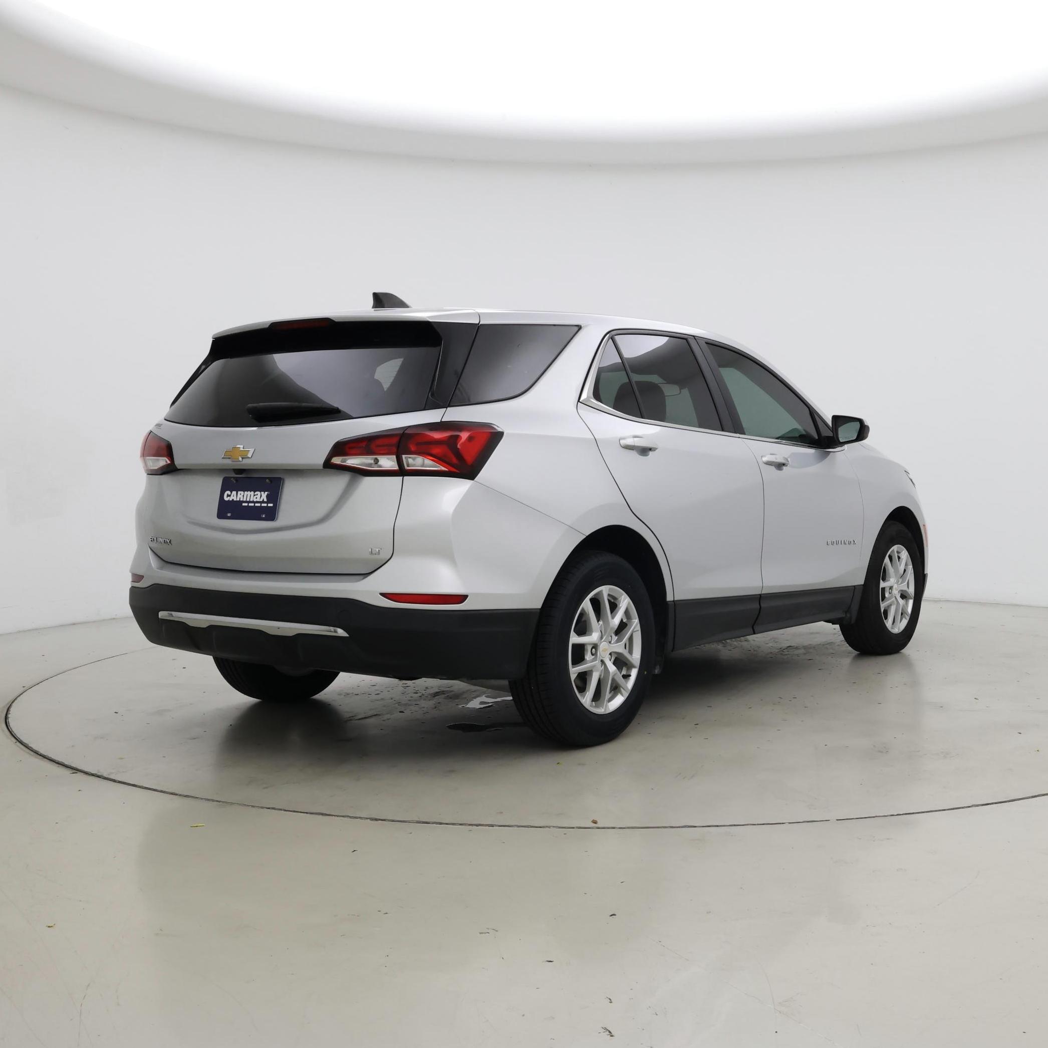 Thumbnail: 2022 Chevrolet Equinox - 8