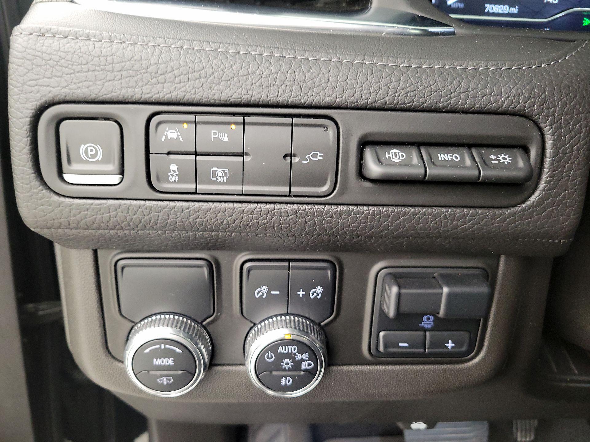 Thumbnail: 2022 GMC Yukon - 13