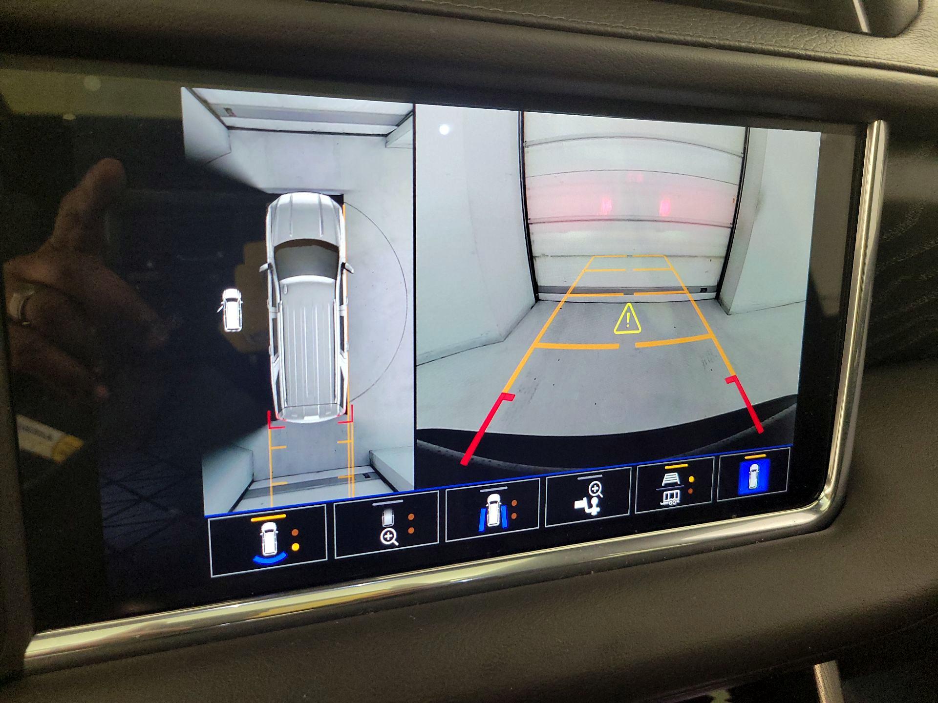 Thumbnail: 2022 GMC Yukon - 14