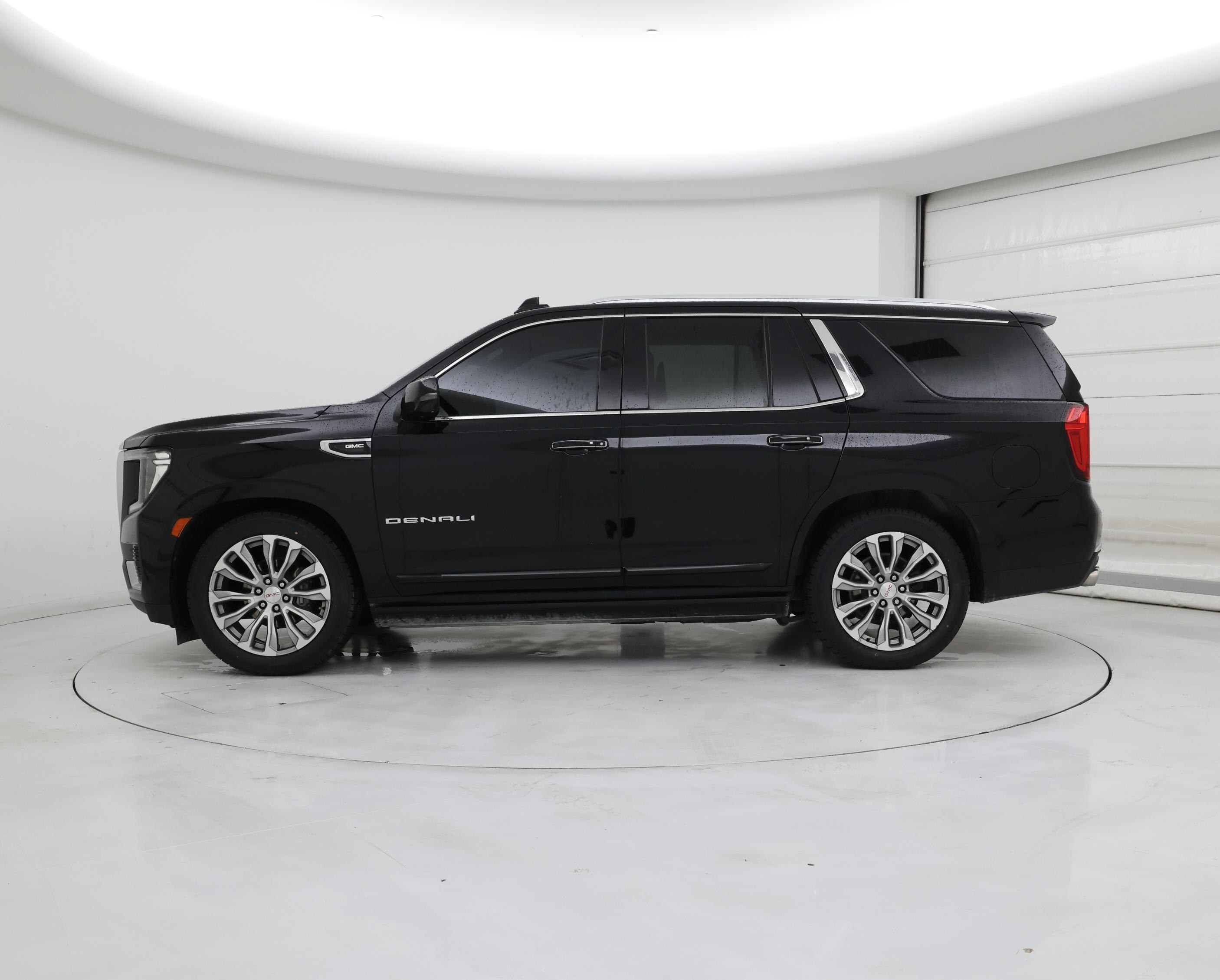 Thumbnail: 2022 GMC Yukon - 3