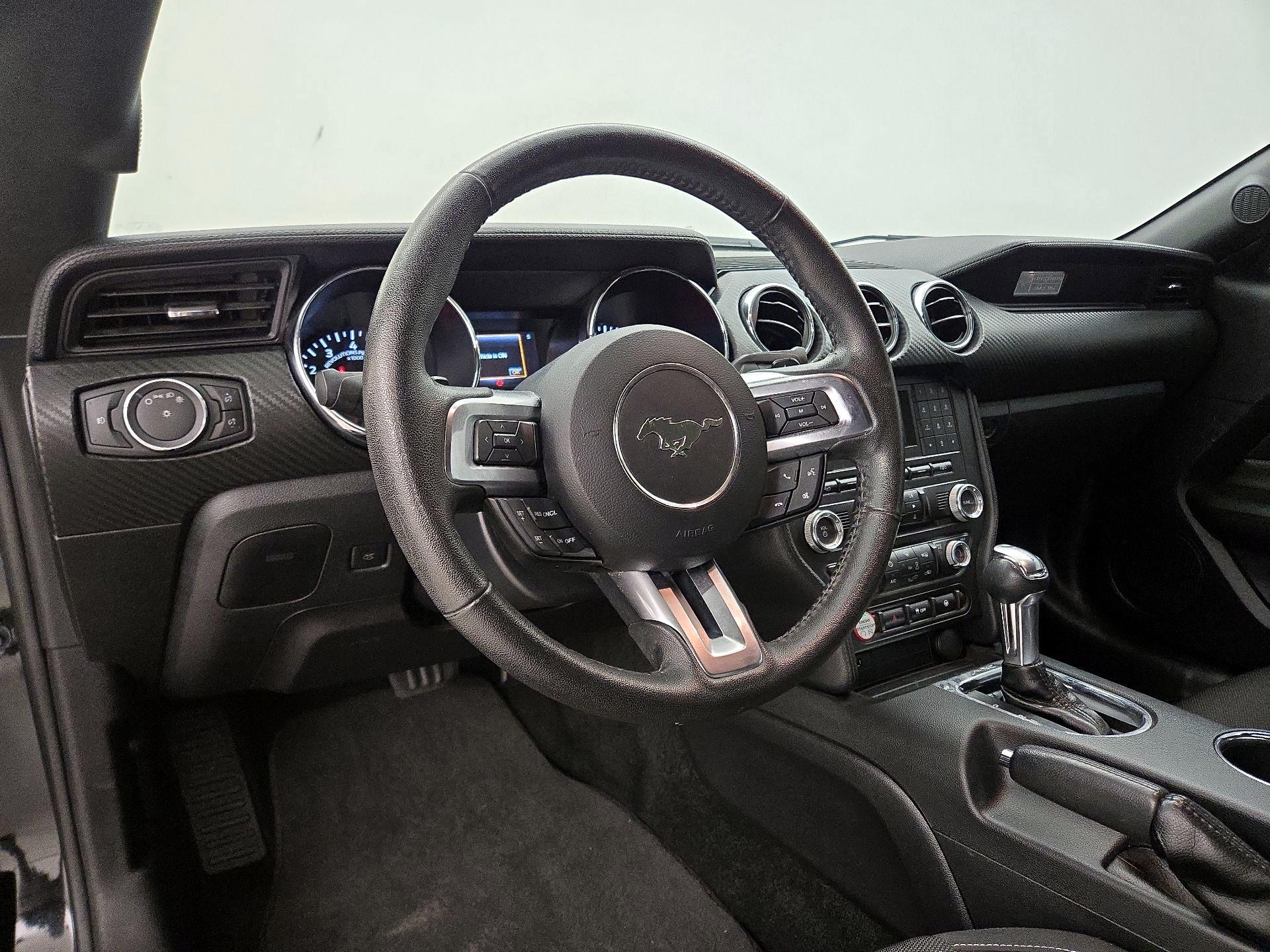 Thumbnail: 2016 Ford Mustang - 9