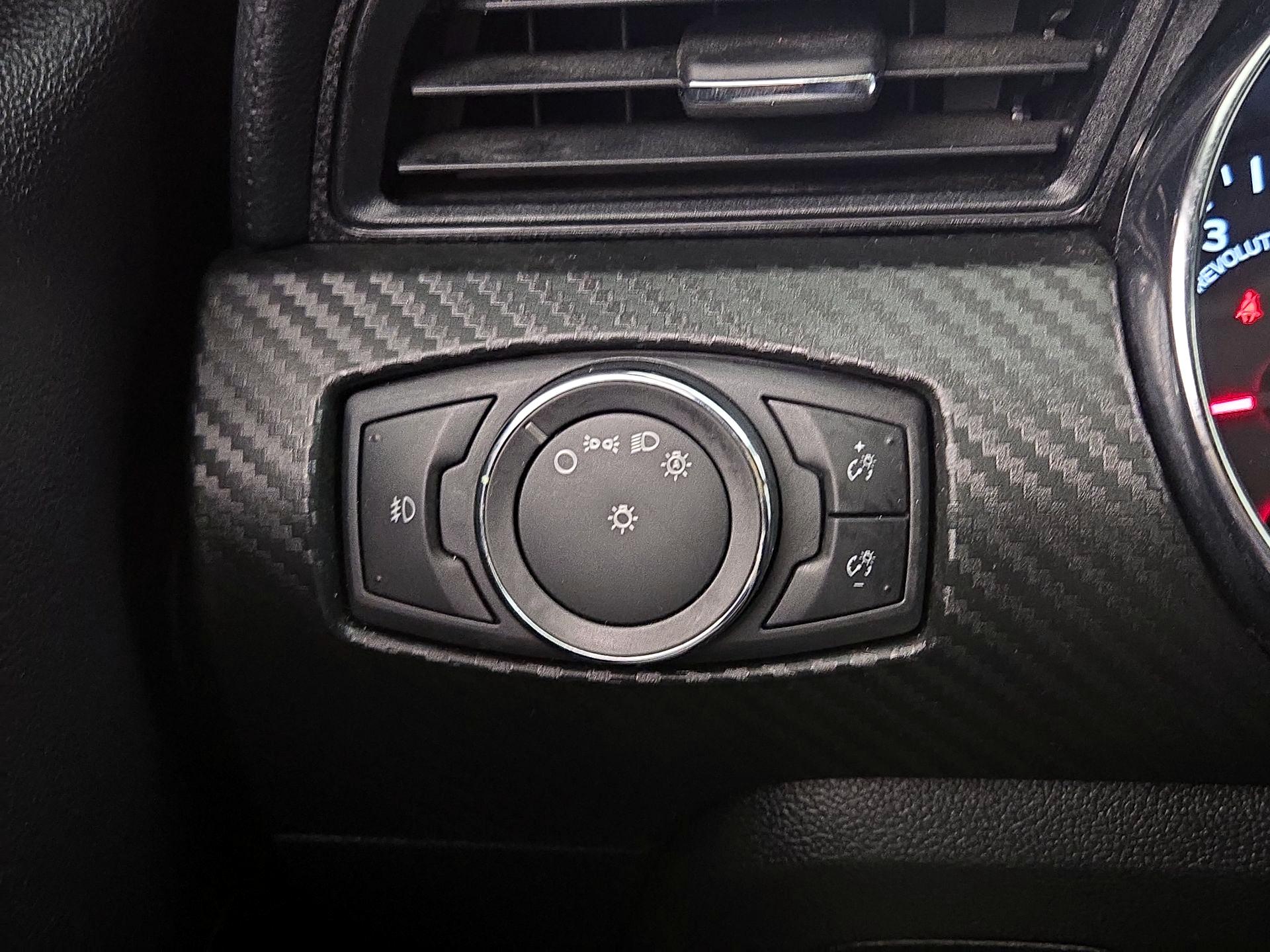 Thumbnail: 2016 Ford Mustang - 13