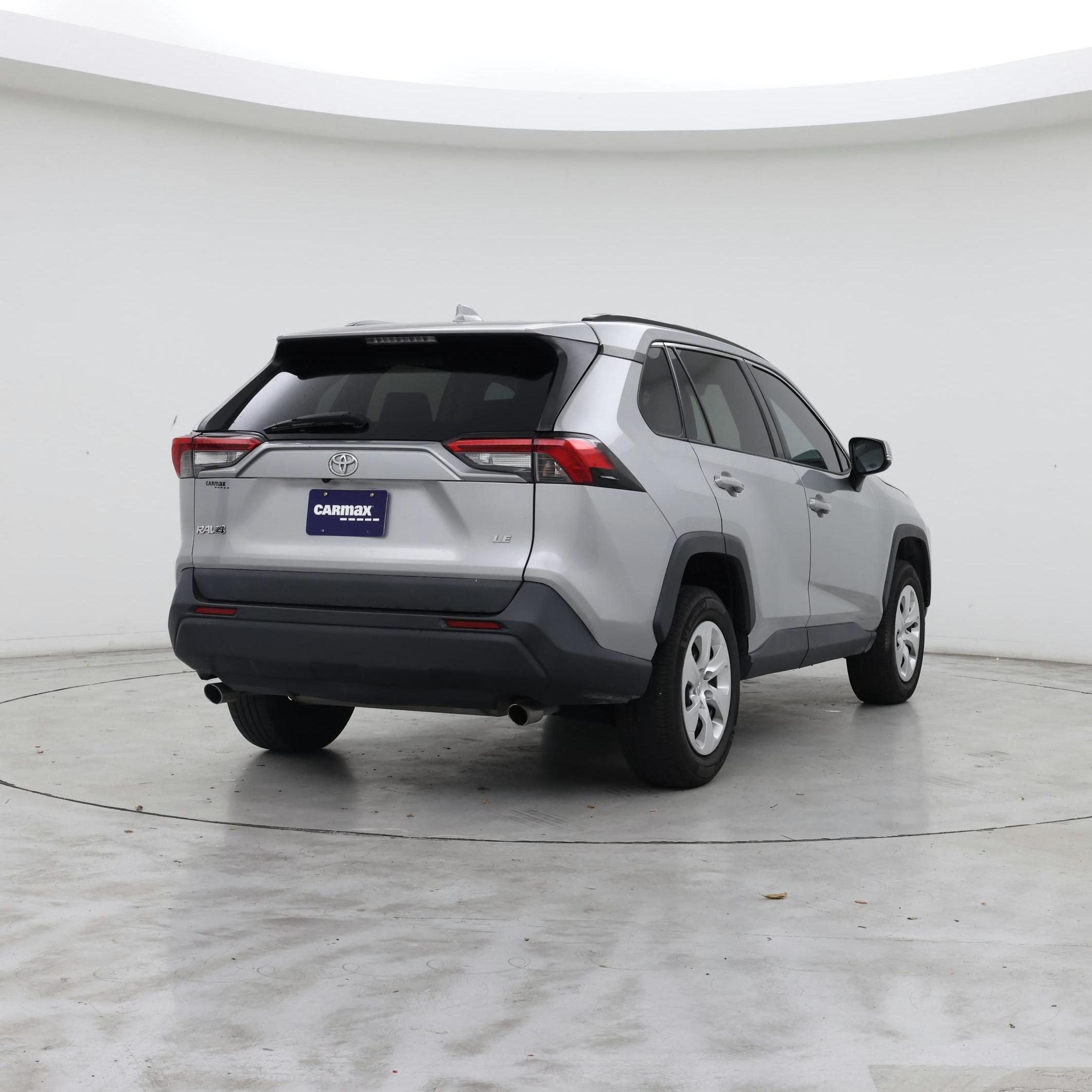 Thumbnail: 2019 Toyota RAV4 - 8