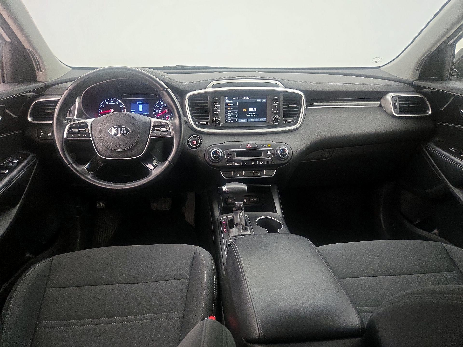 Thumbnail: 2020 Kia Sorento - 9