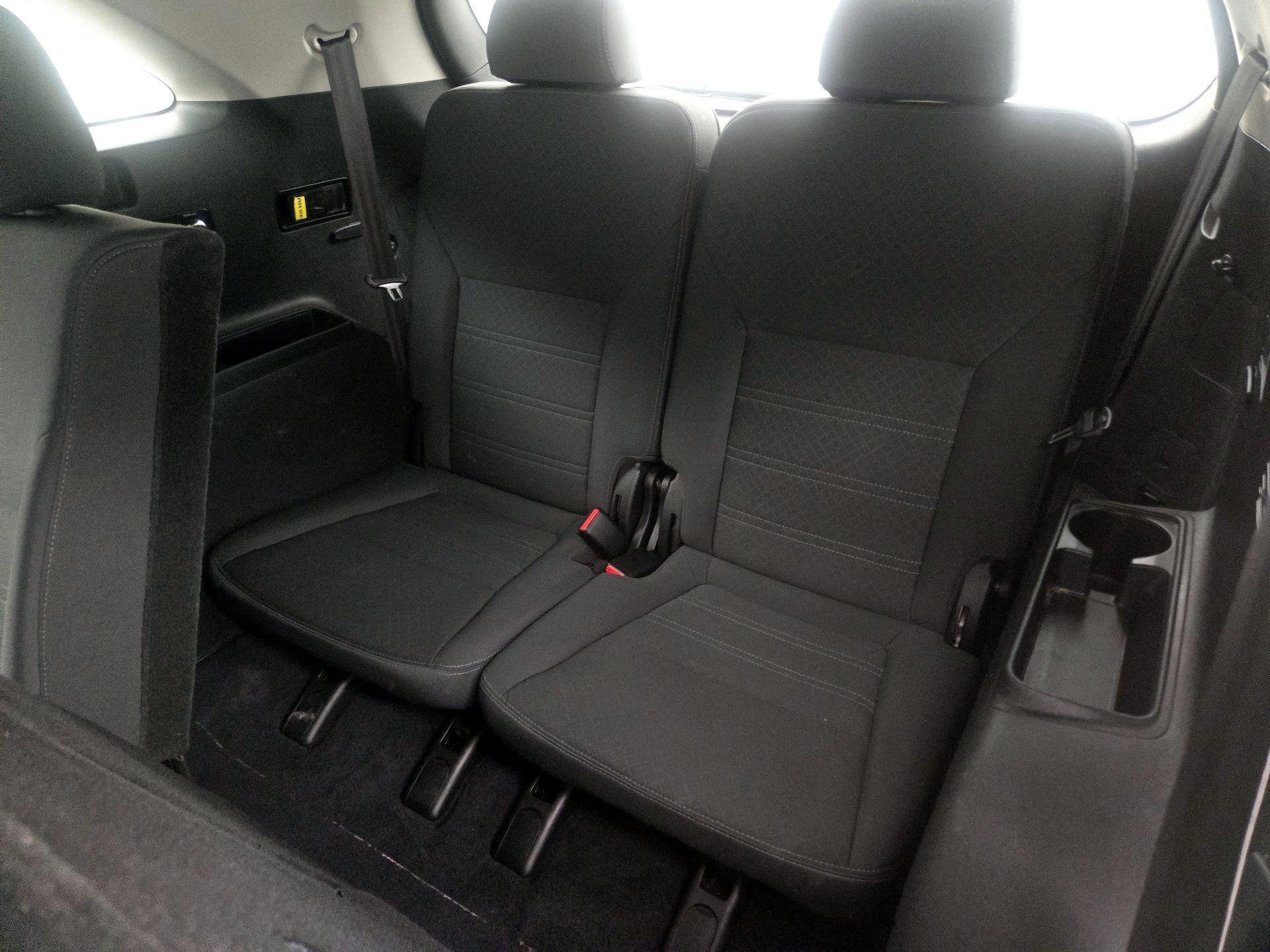 Thumbnail: 2020 Kia Sorento - 20