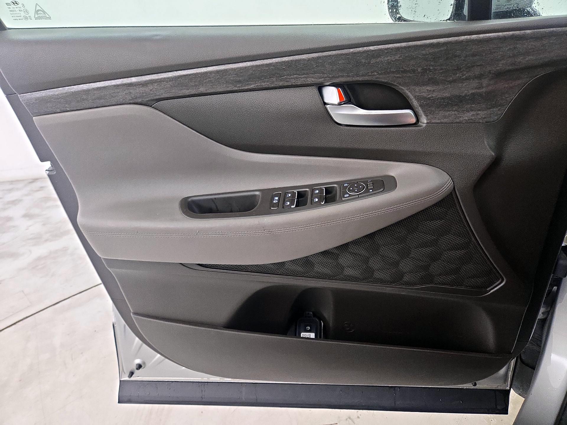 Thumbnail: 2020 Hyundai Santa Fe - 12