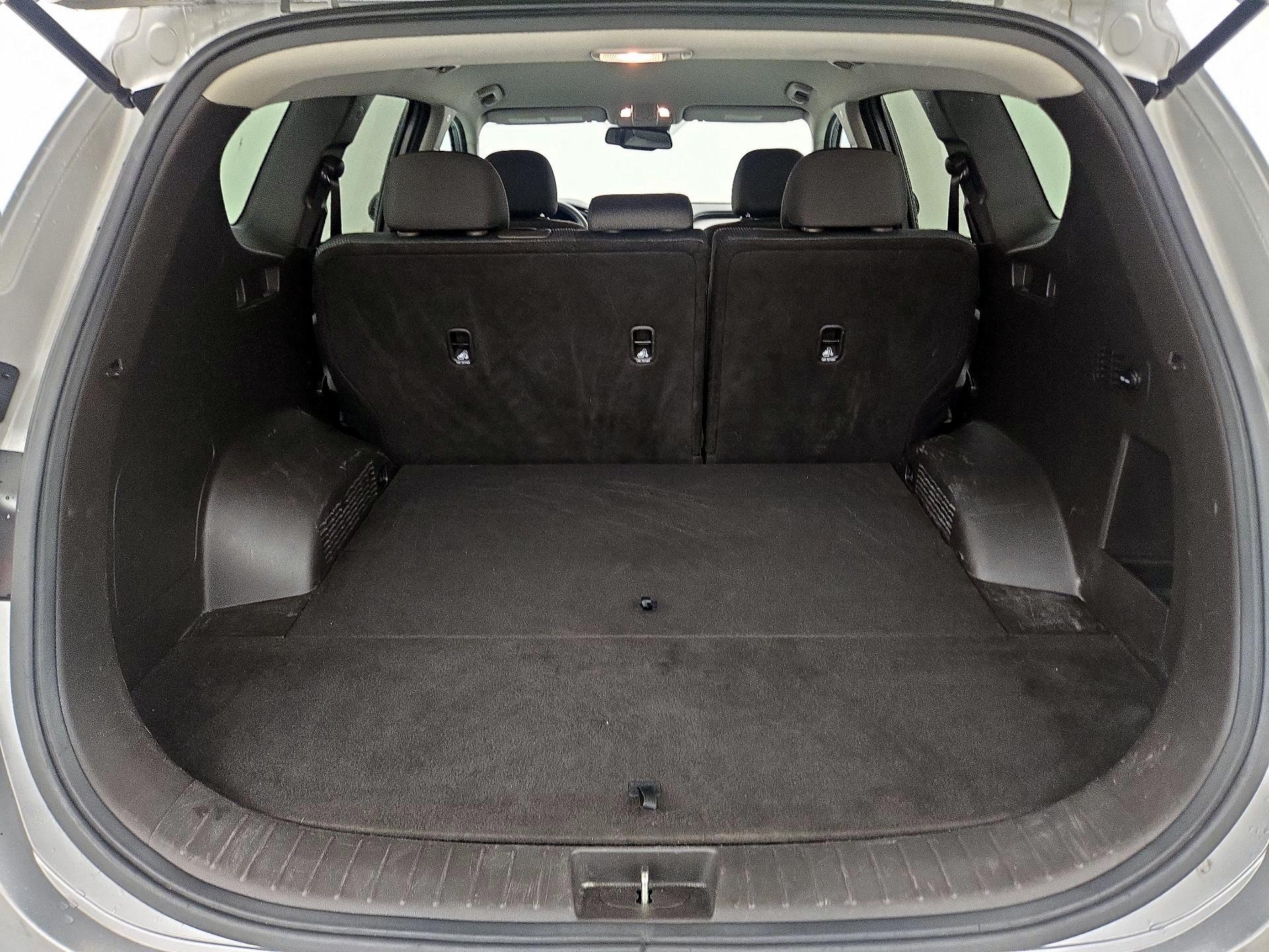 Thumbnail: 2020 Hyundai Santa Fe - 20