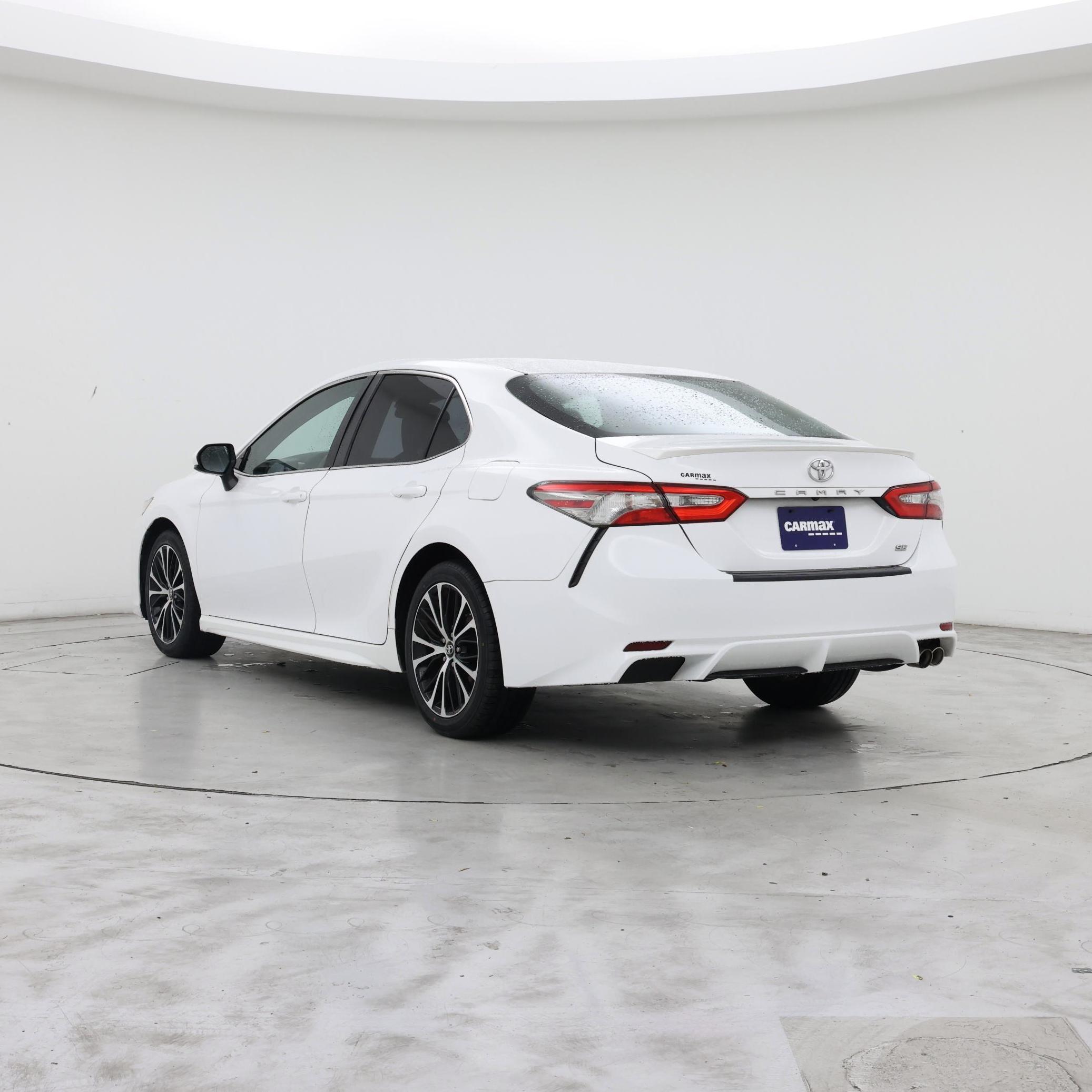 Thumbnail: 2018 Toyota Camry - 2