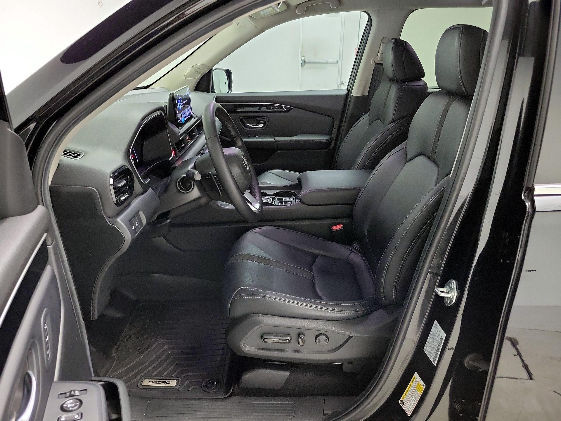 Thumbnail: 2025 Honda Pilot - 11