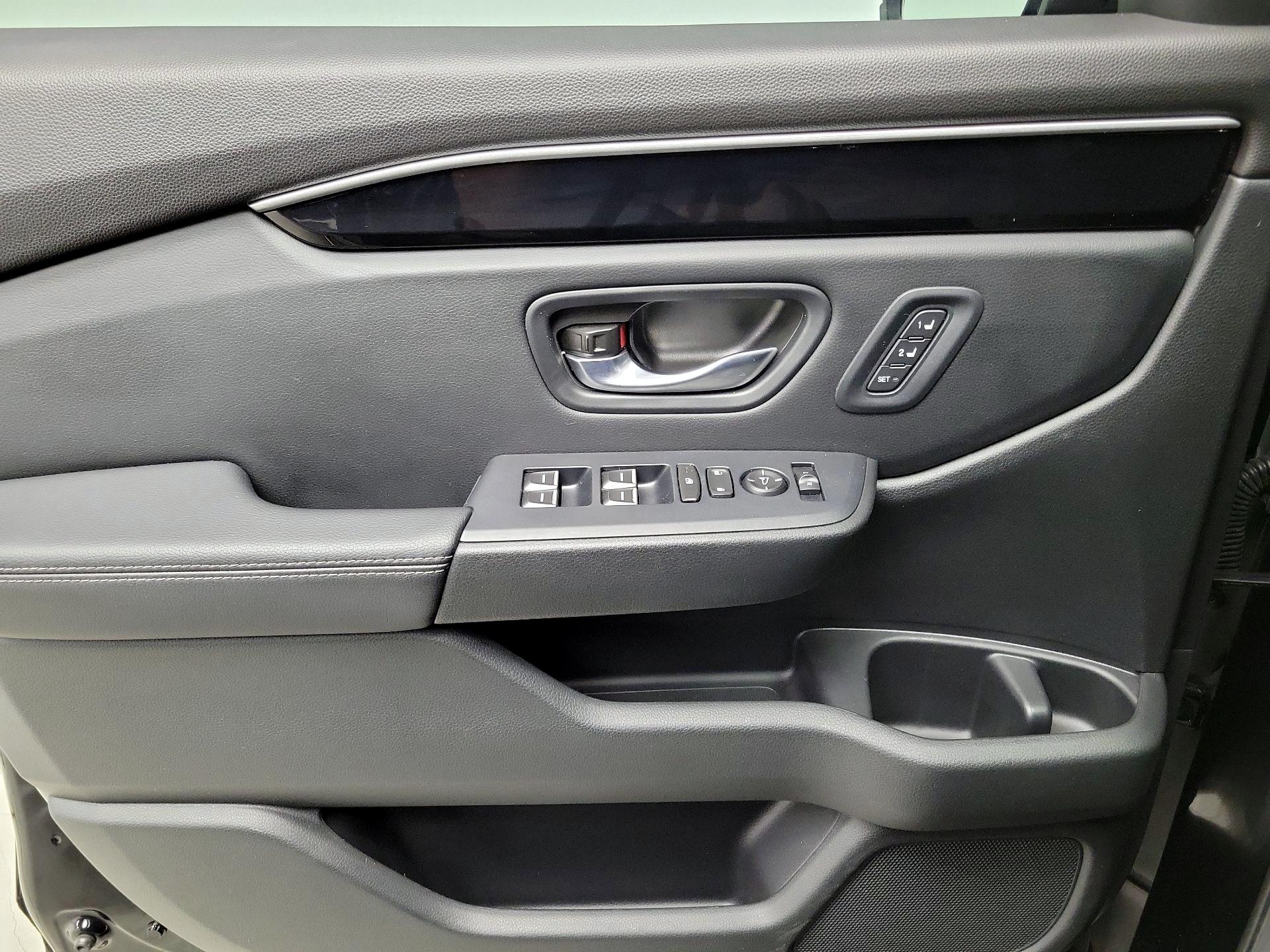 Thumbnail: 2025 Honda Pilot - 12