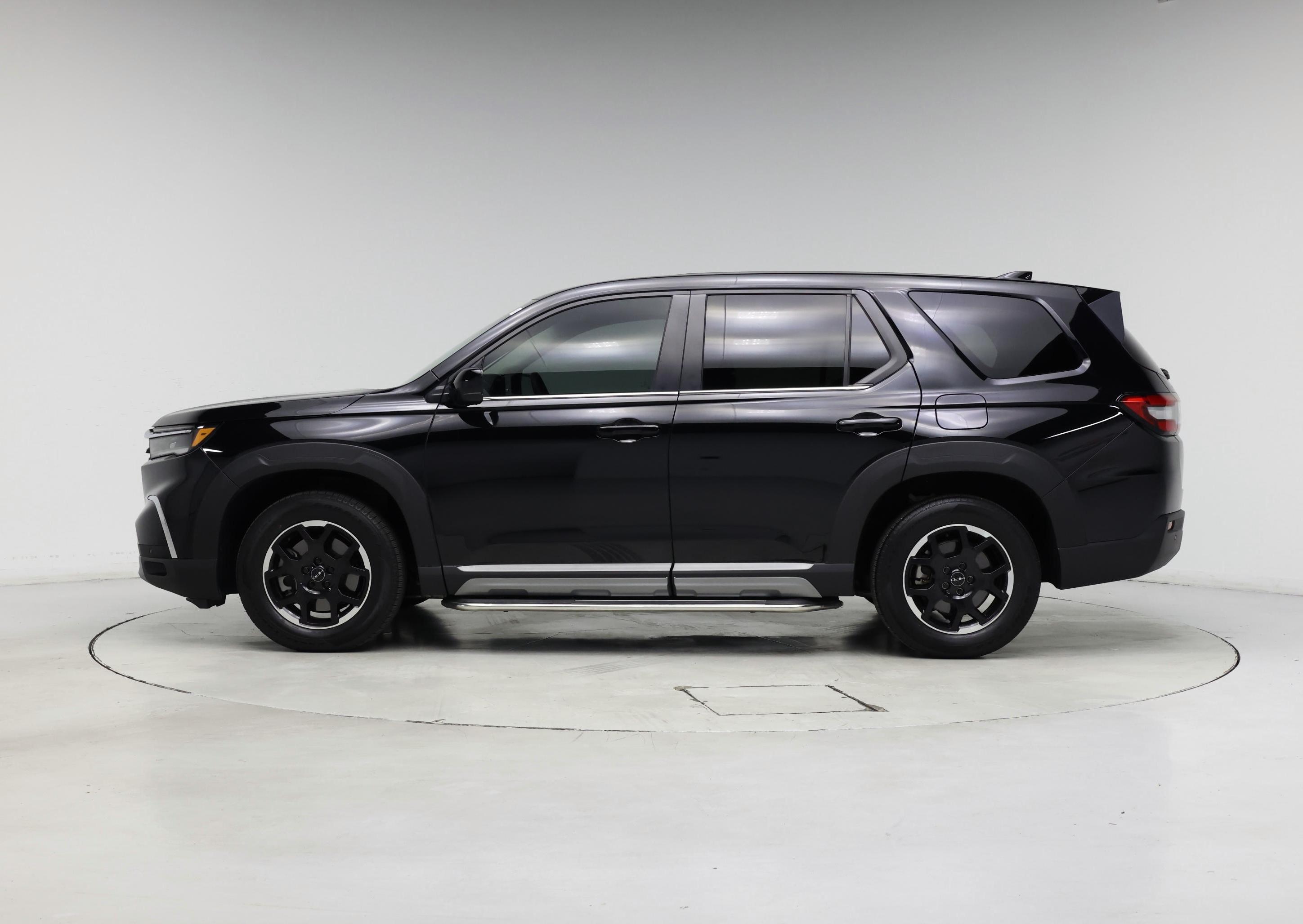 Thumbnail: 2025 Honda Pilot - 3