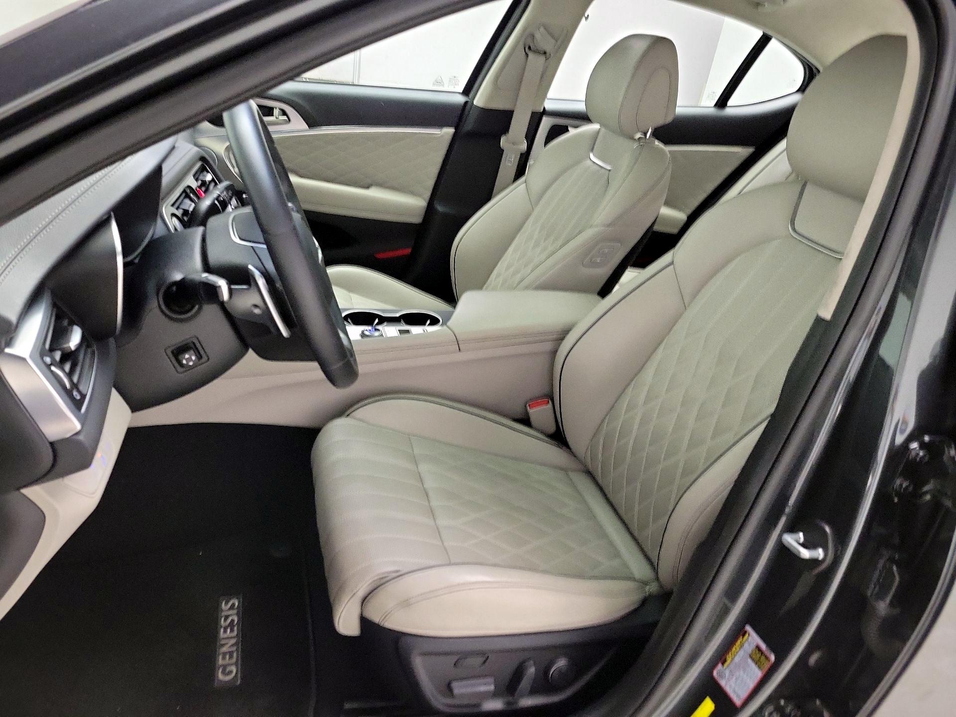 Thumbnail: 2021 Genesis G70 - 11