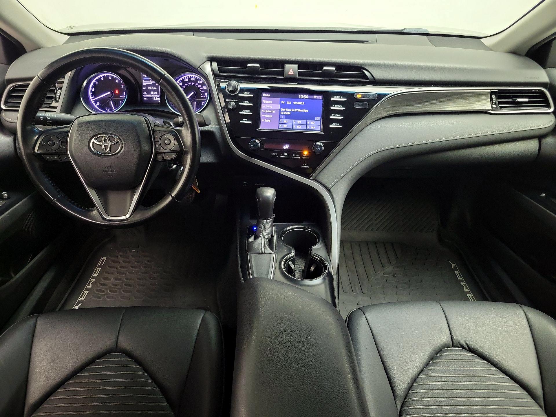 Thumbnail: 2019 Toyota Camry - 9