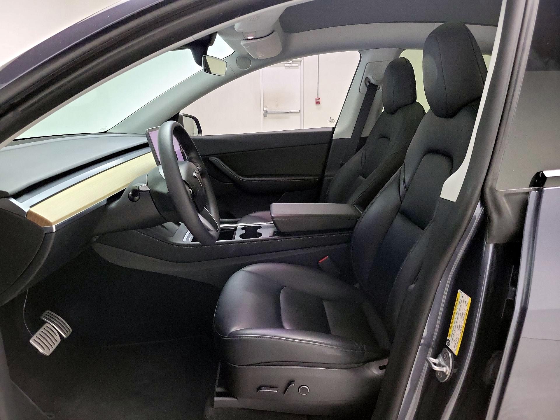 Thumbnail: 2022 Tesla Model Y - 11