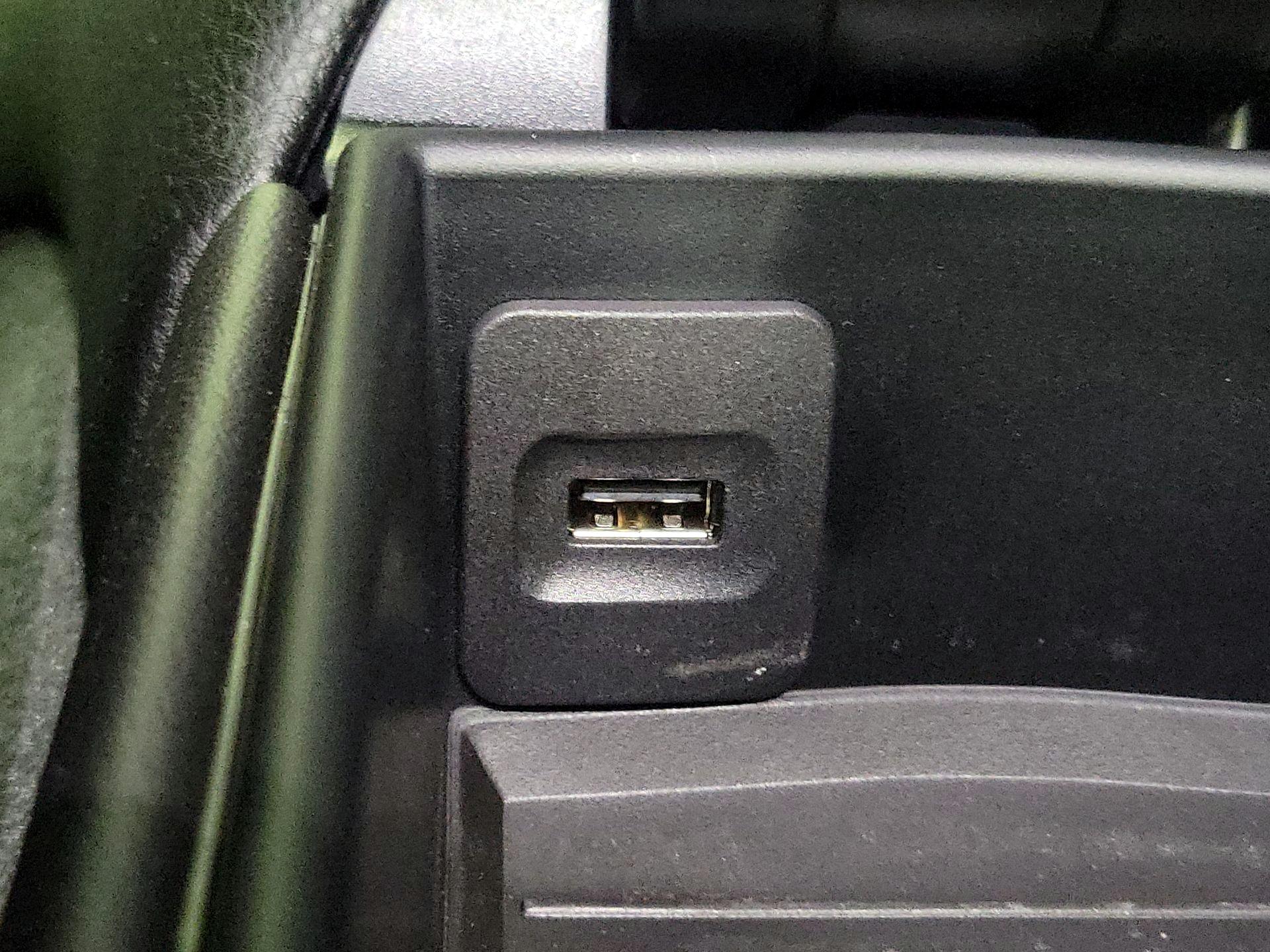 Thumbnail: 2018 Porsche 911 - 19