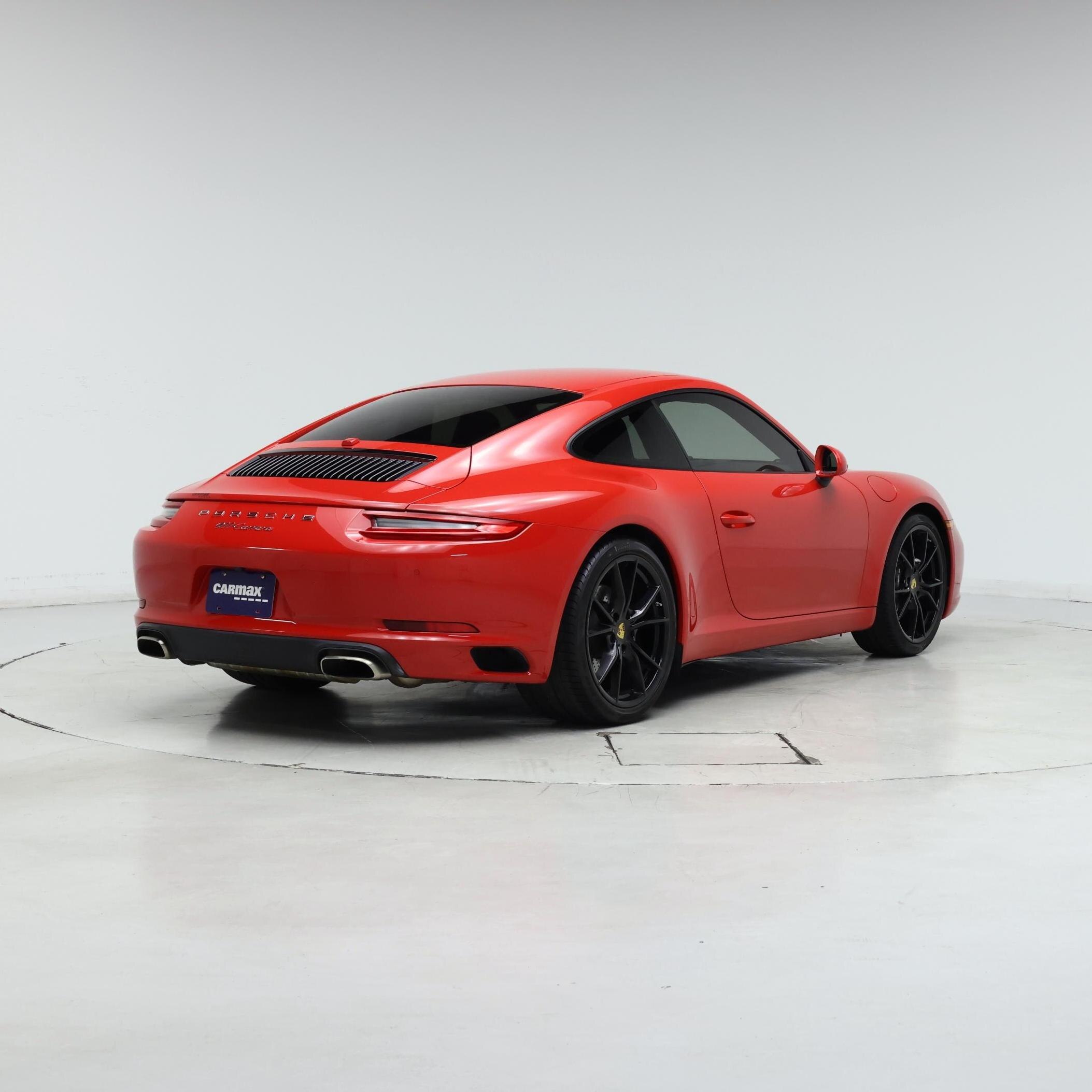 Thumbnail: 2018 Porsche 911 - 8