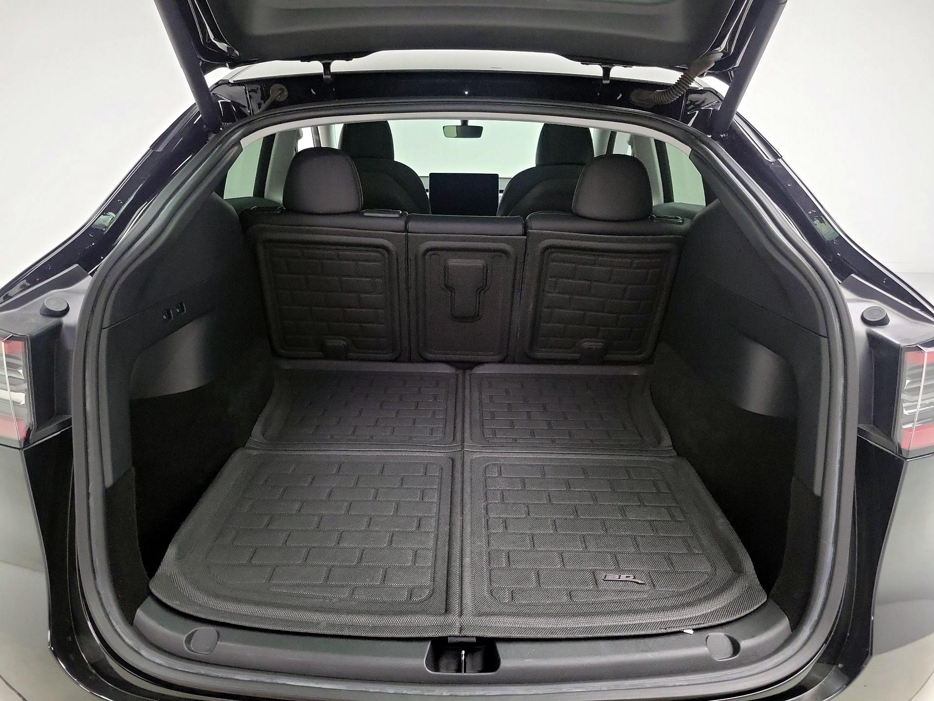 Thumbnail: 2022 Tesla Model Y - 20