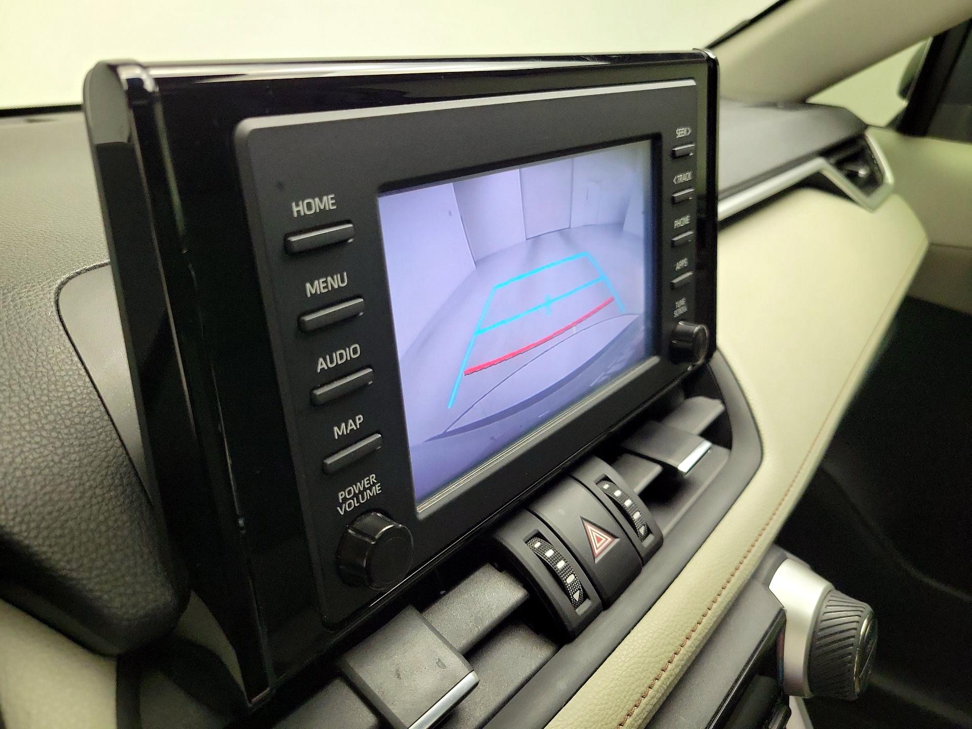 Thumbnail: 2019 Toyota RAV4 - 14